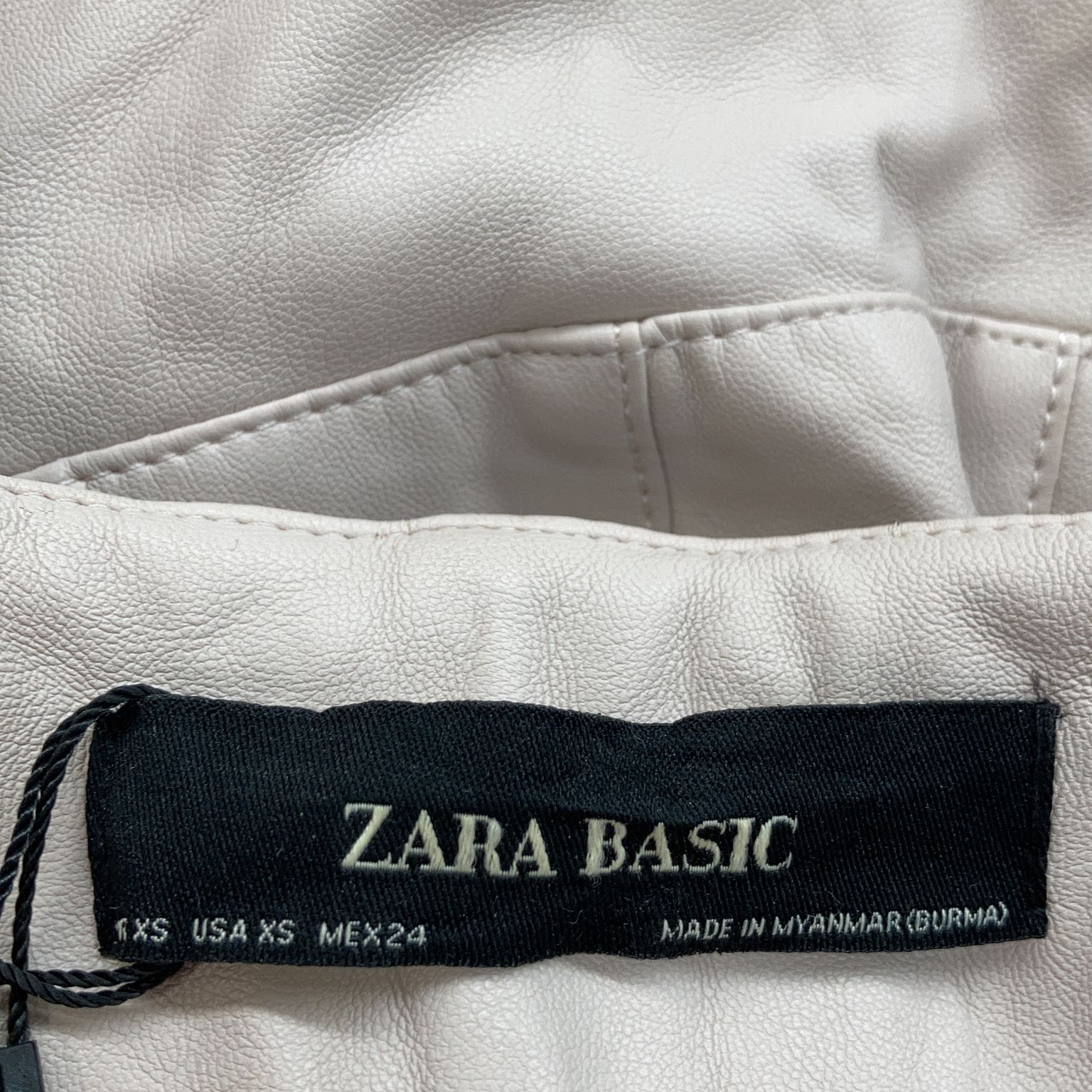 Zara Basic