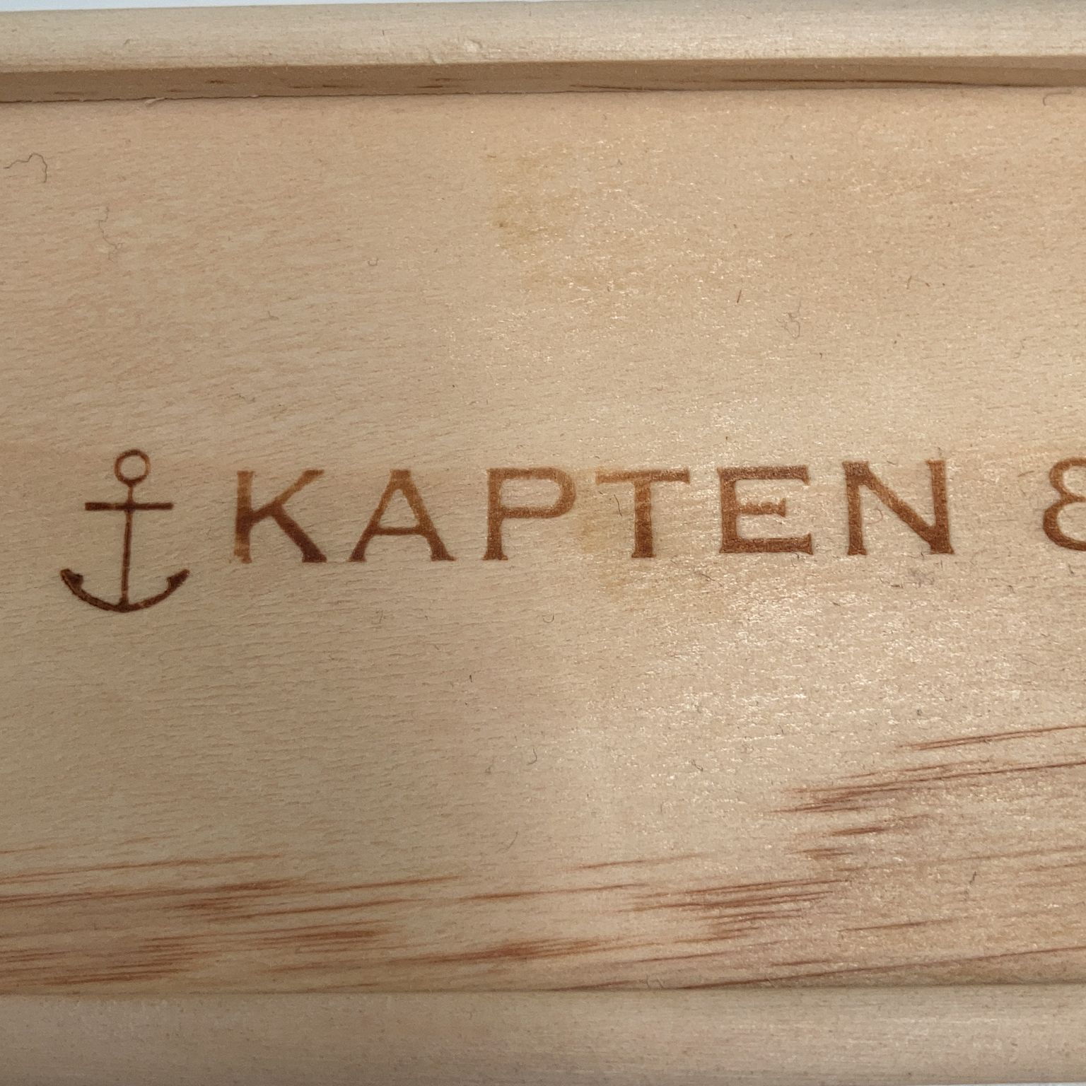 Kapten  Son