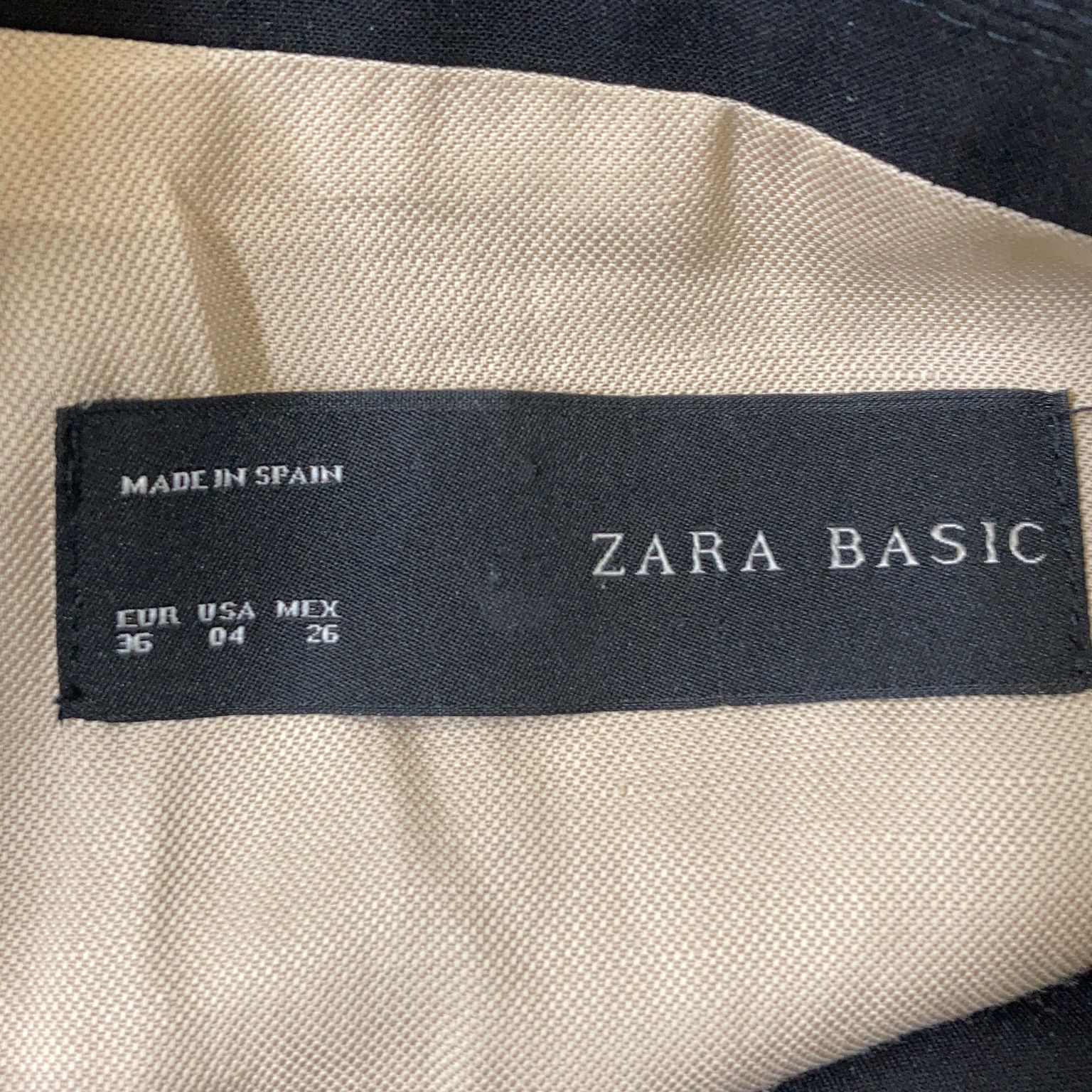 Zara Basic