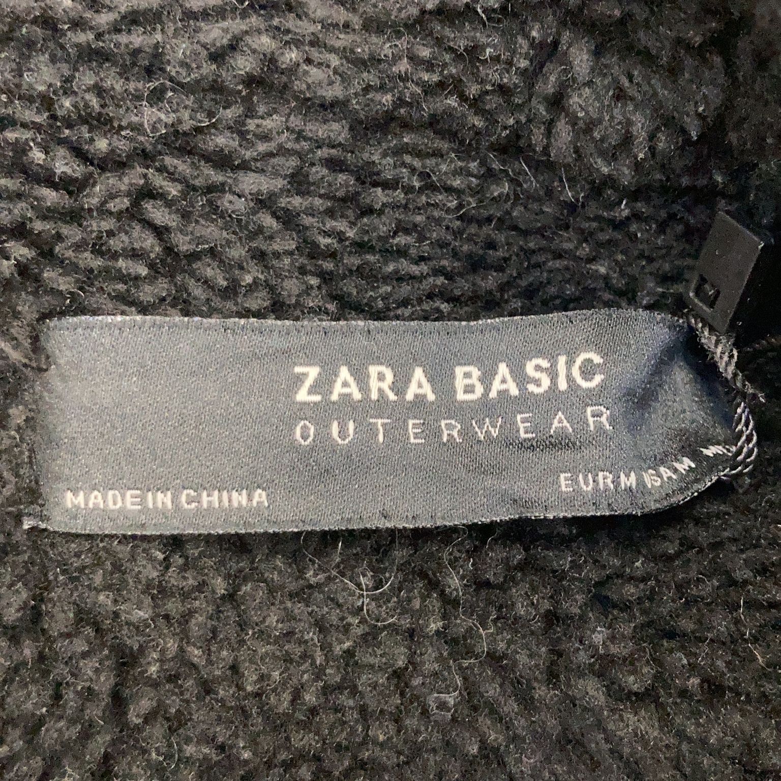 Zara Basic