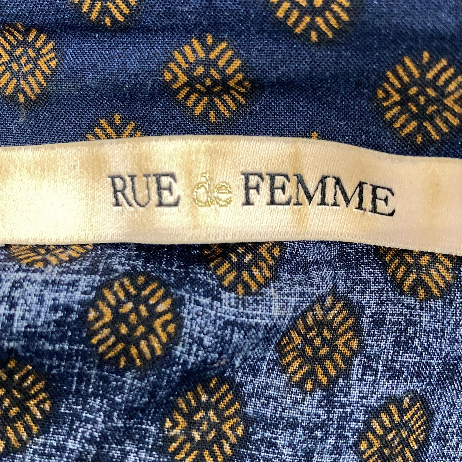 Rue de Femme