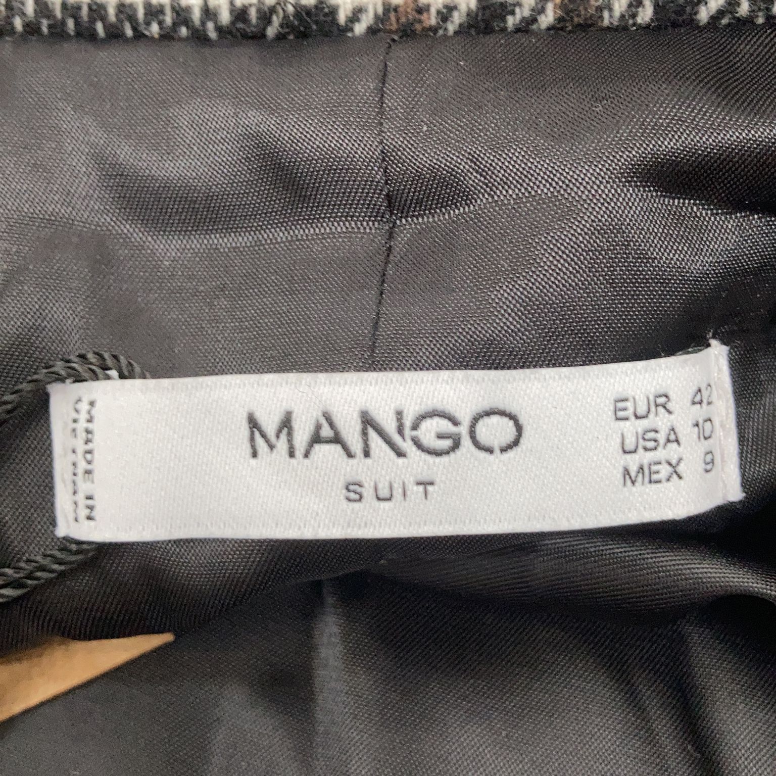 Mango Suit