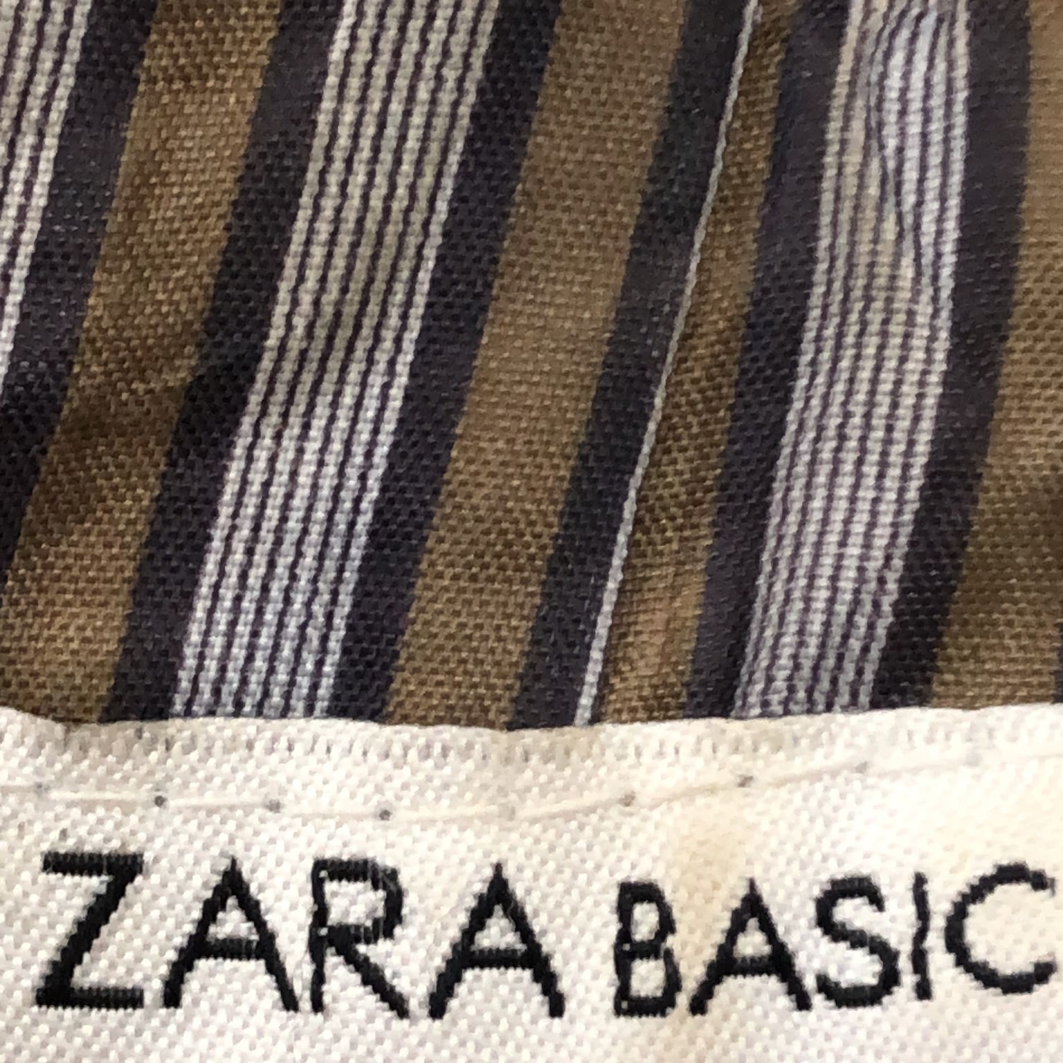 Zara Basic