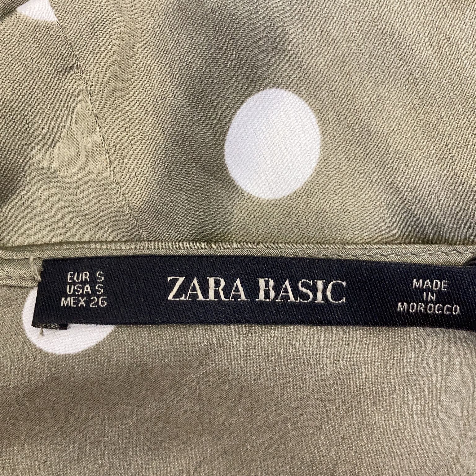 Zara Basic