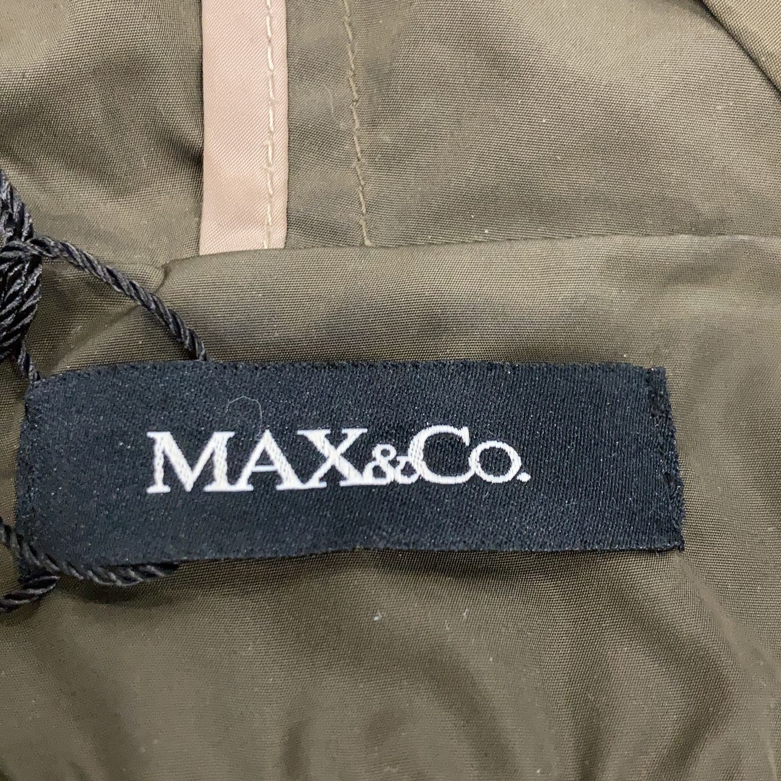 Max  Co