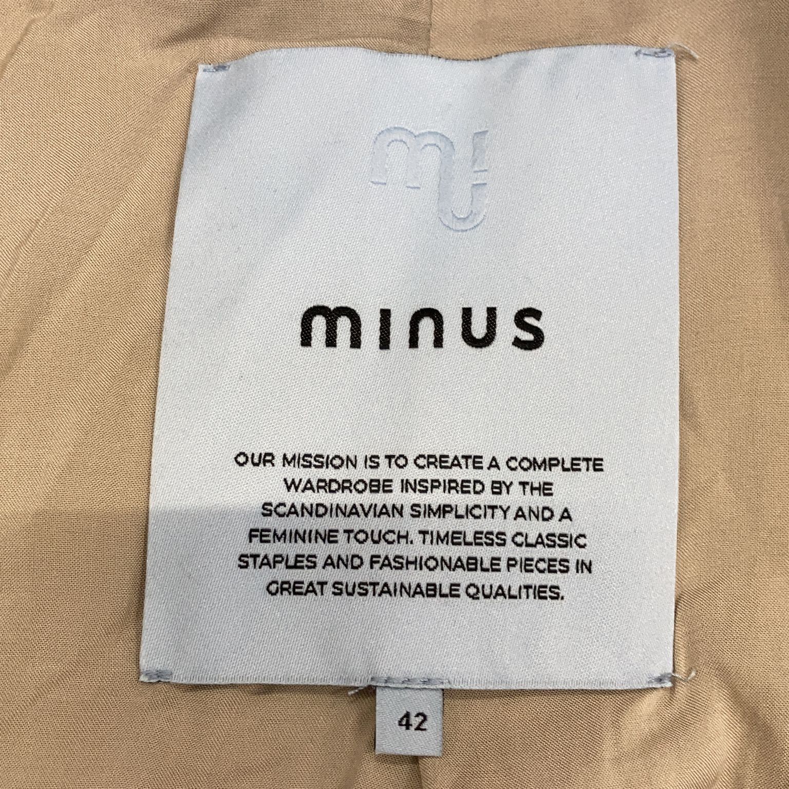 Minus