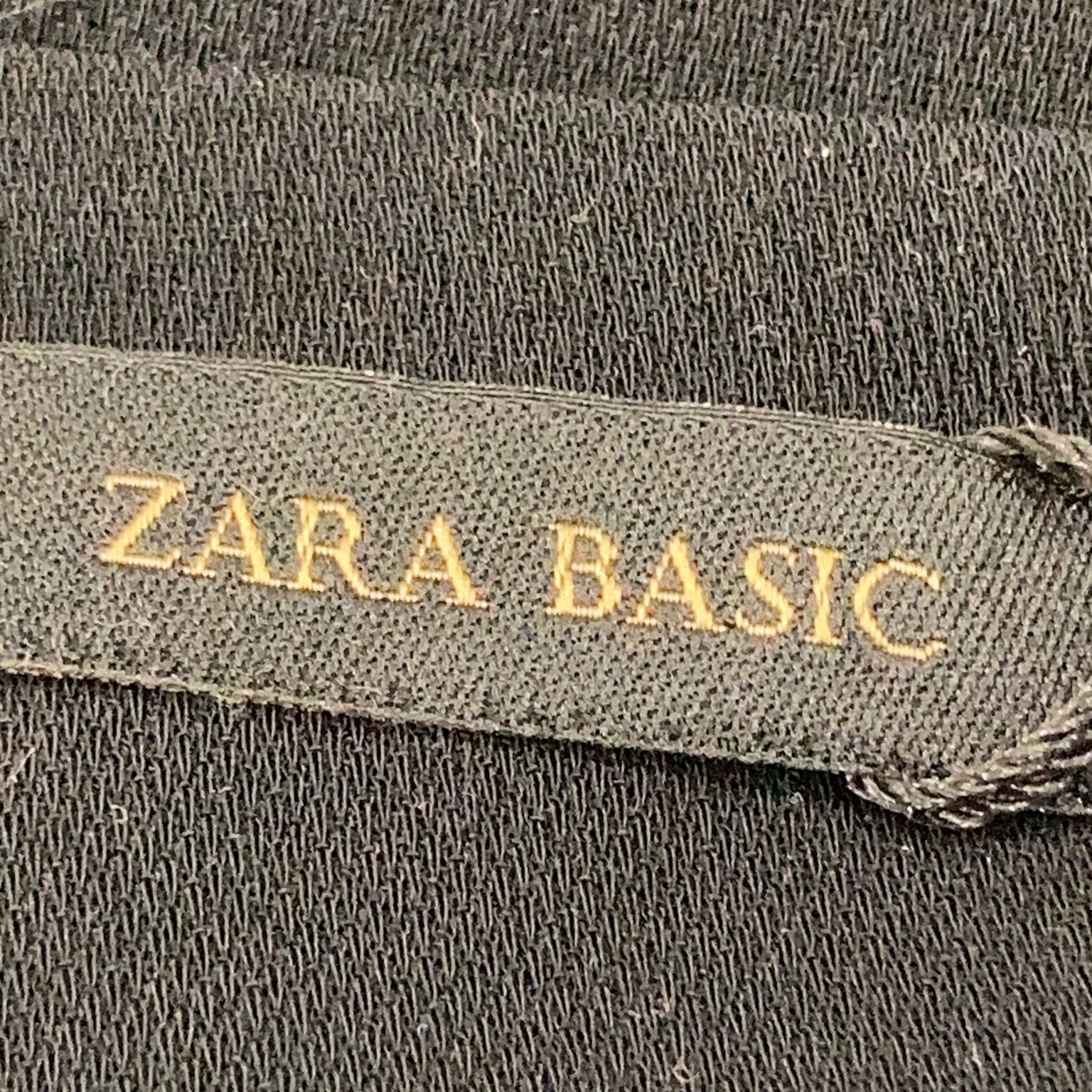 Zara Basic