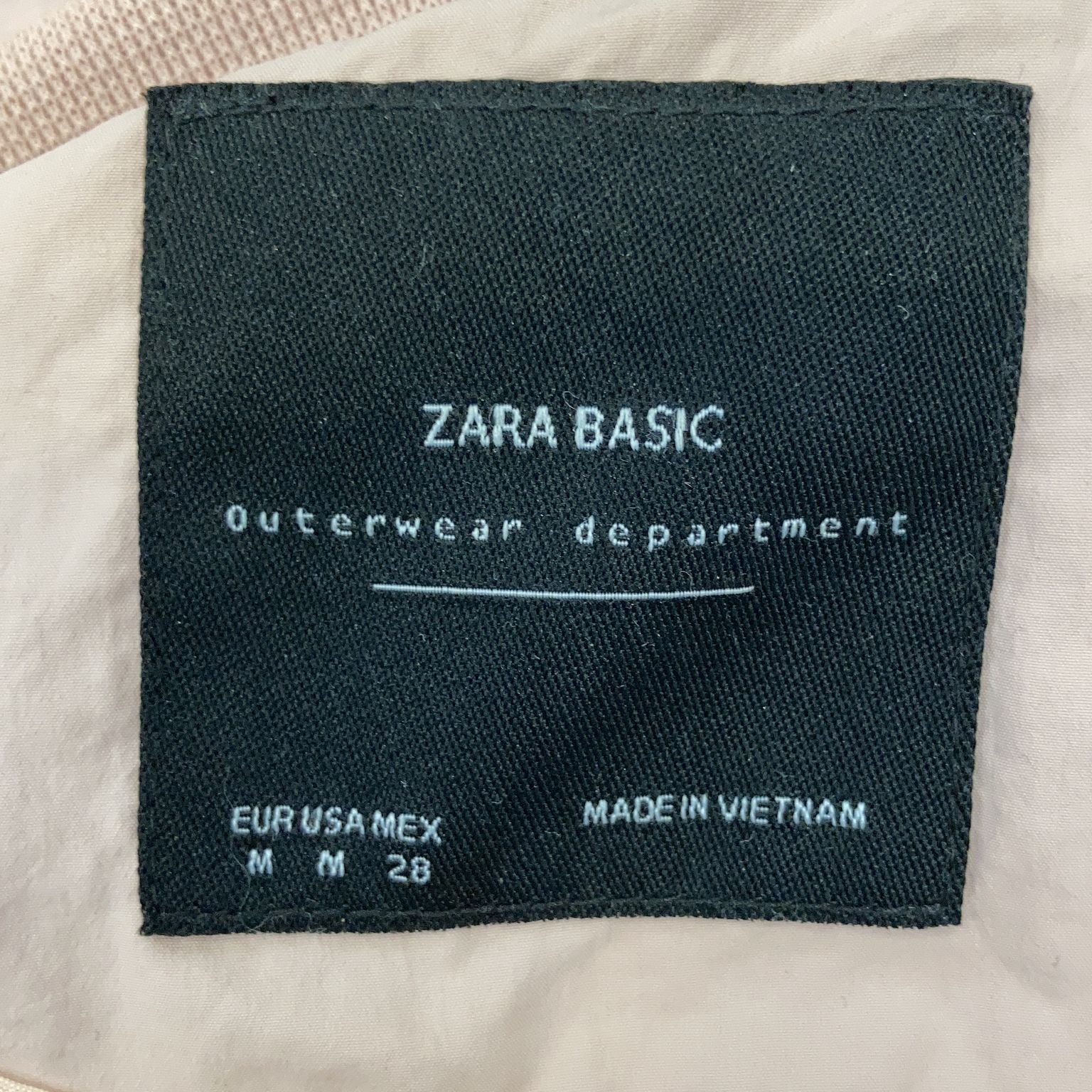 Zara Basic