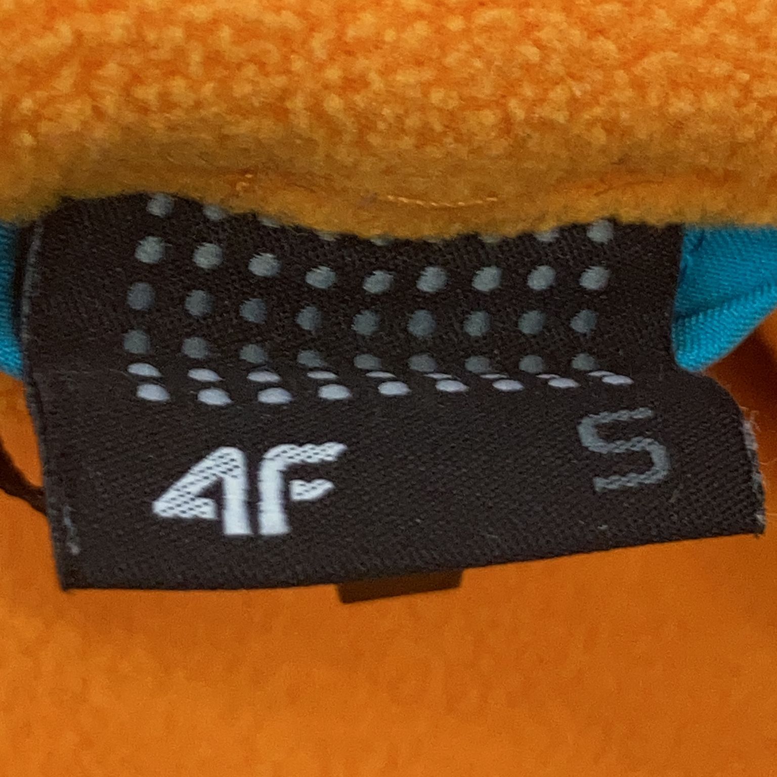 4F