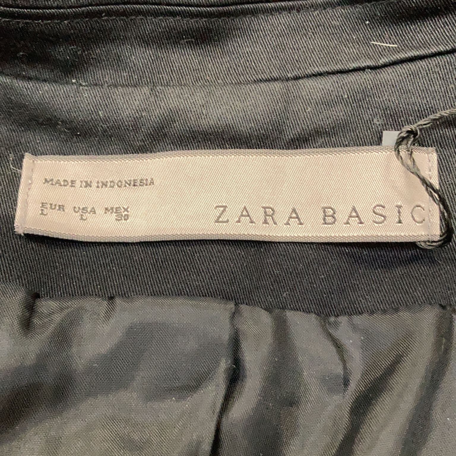 Zara Basic