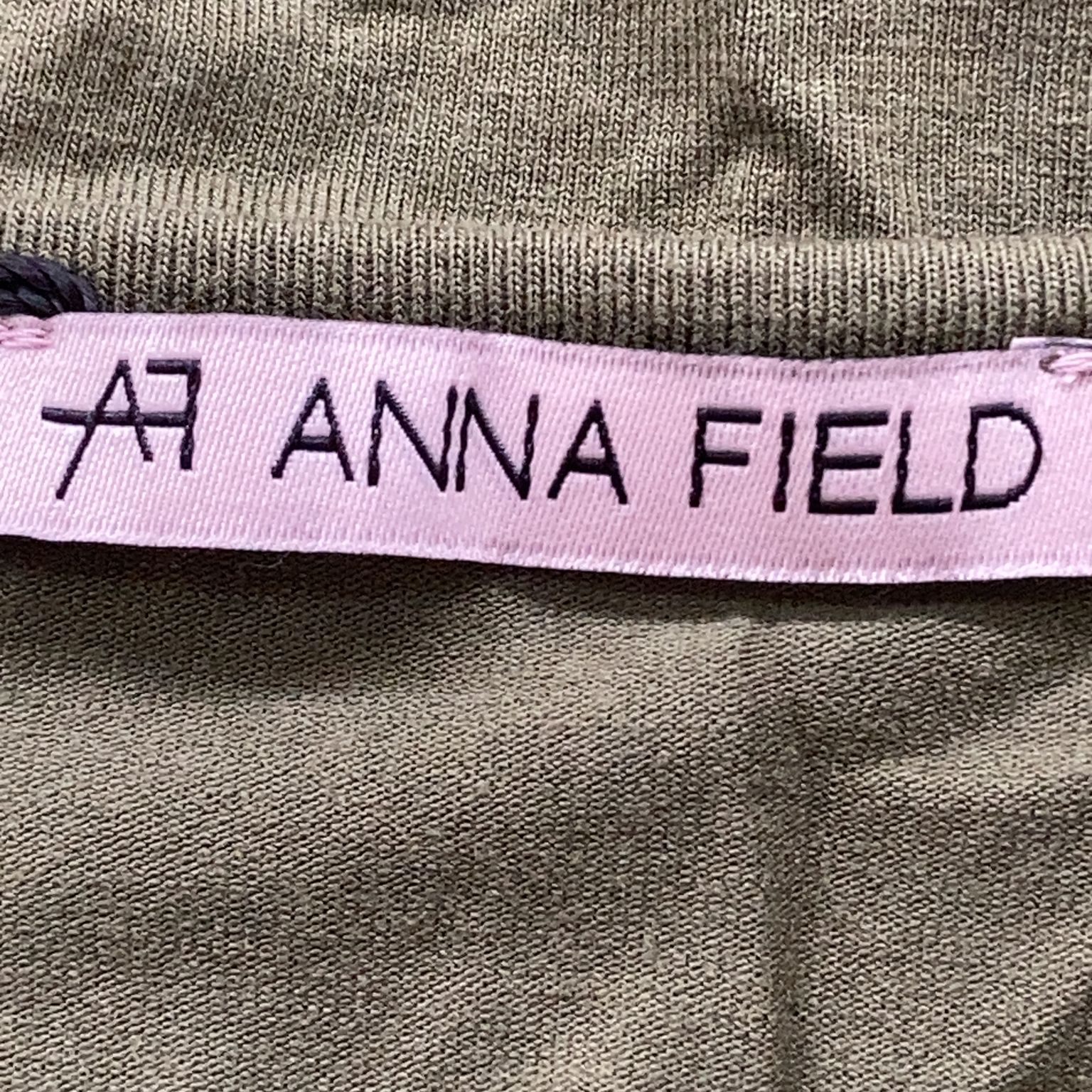 Anna Field