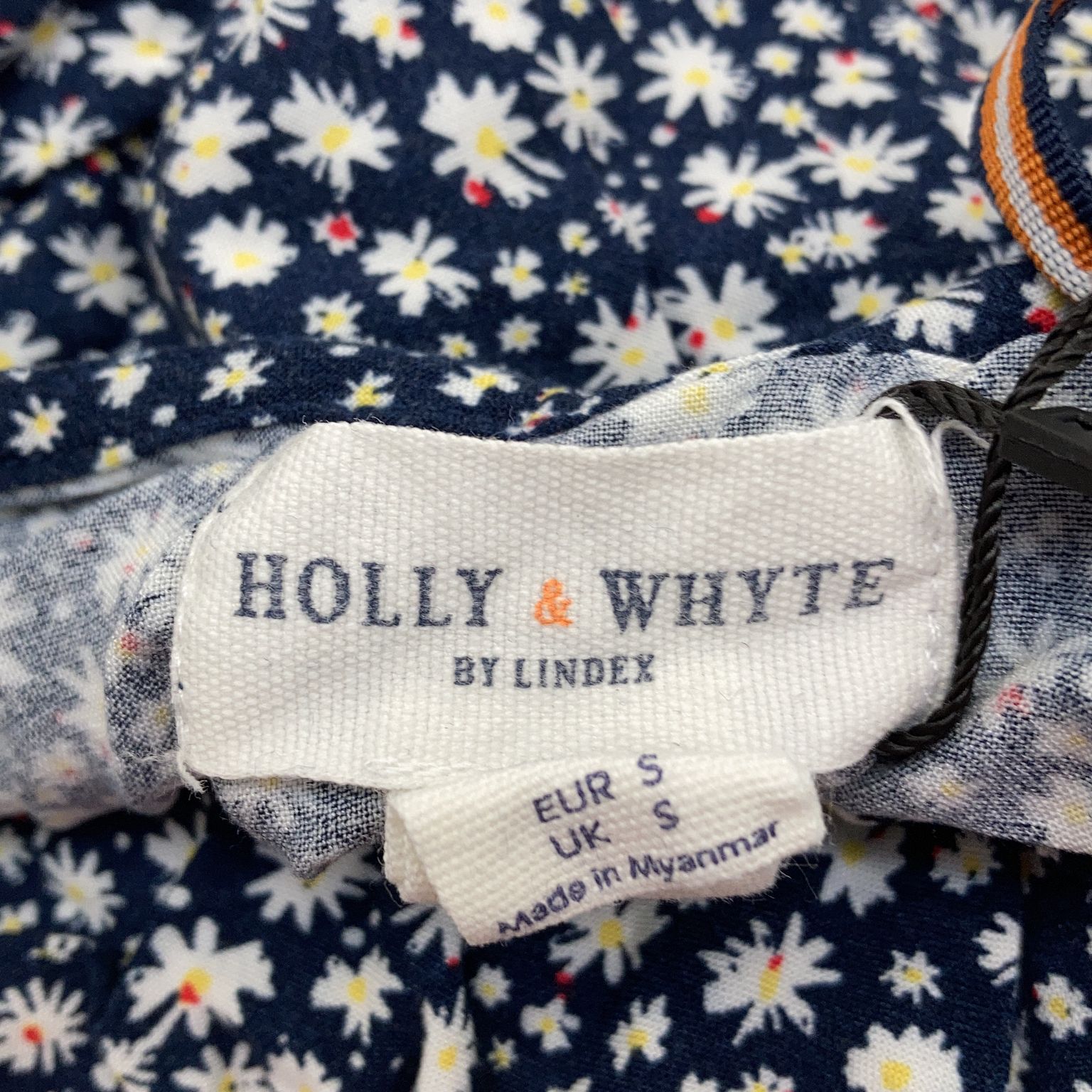 Holly  Whyte by Lindex