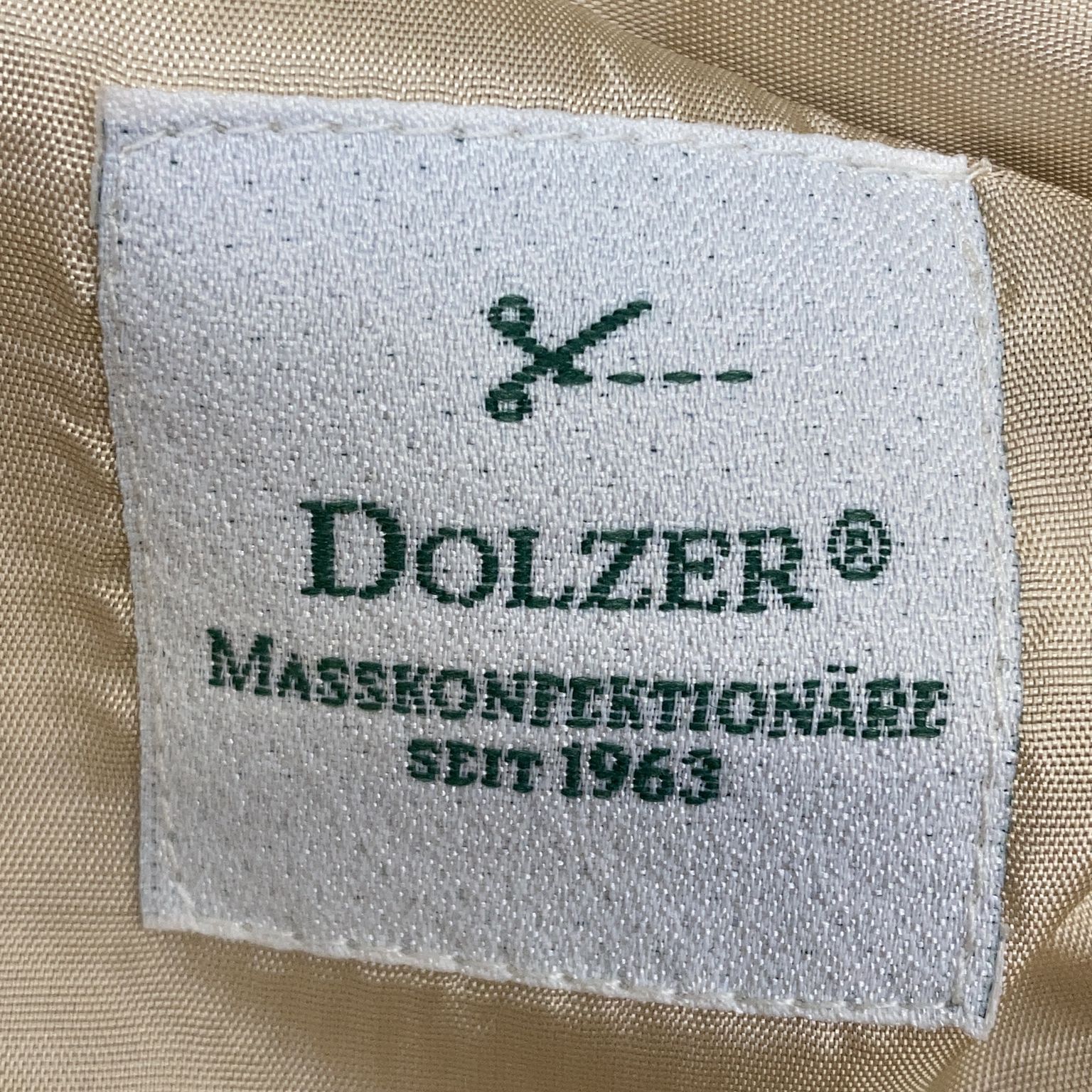 Dolzer