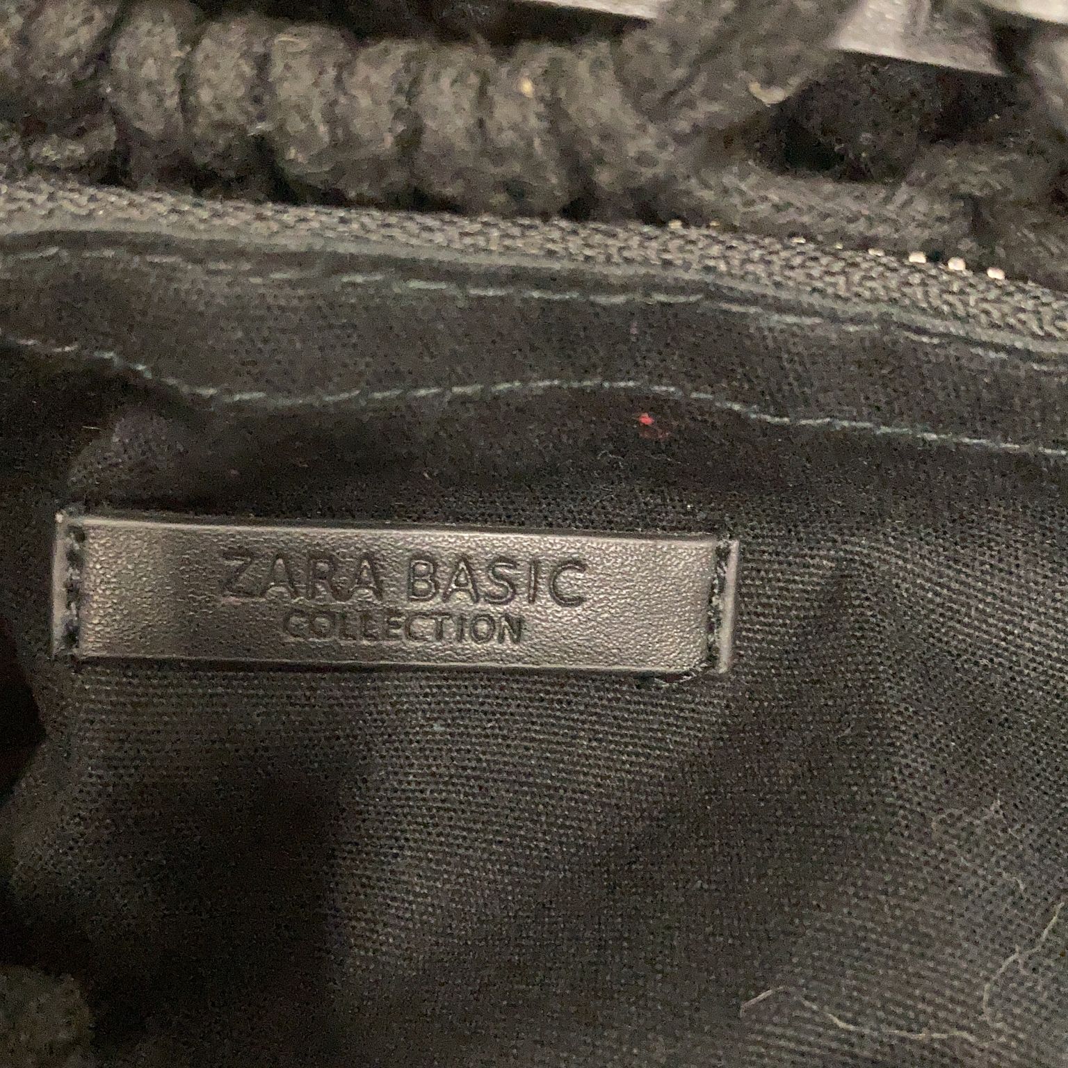 Zara Basic