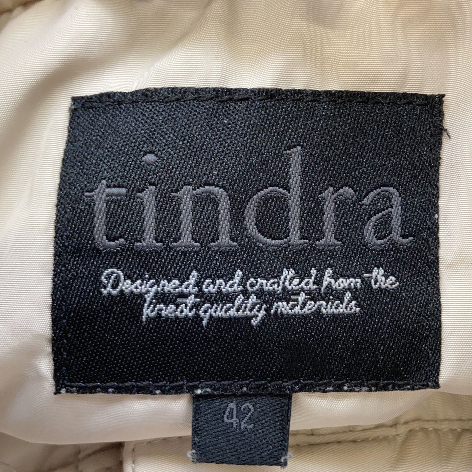 Tindra