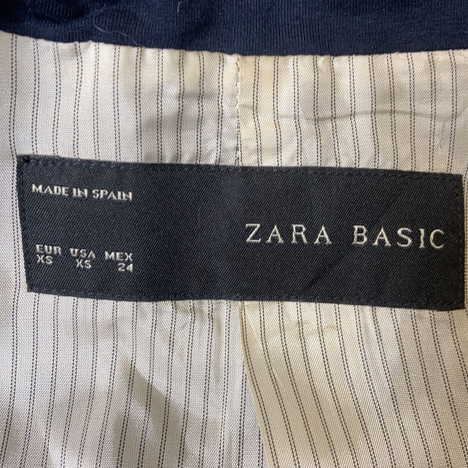 Zara Basic