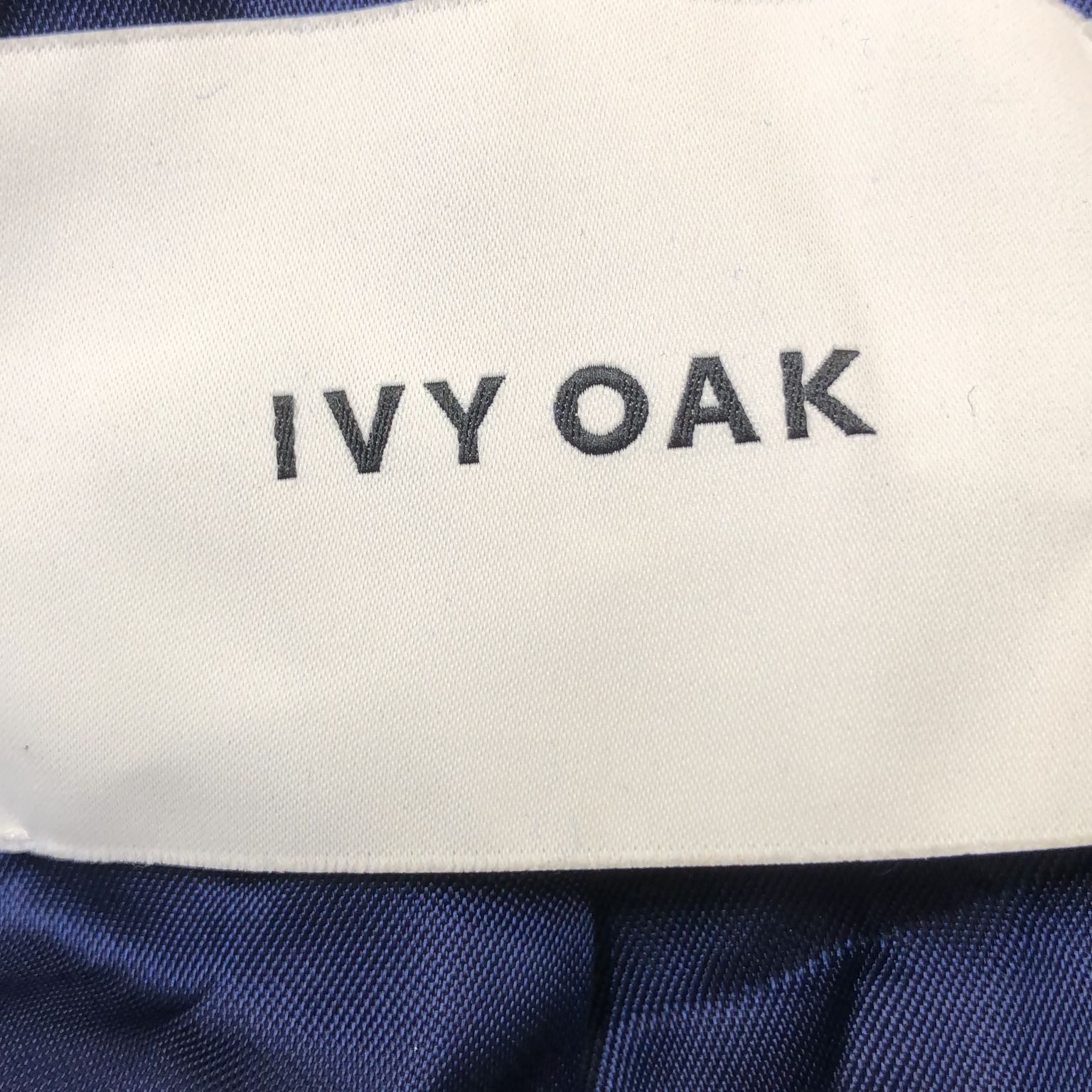 Ivy  Oak