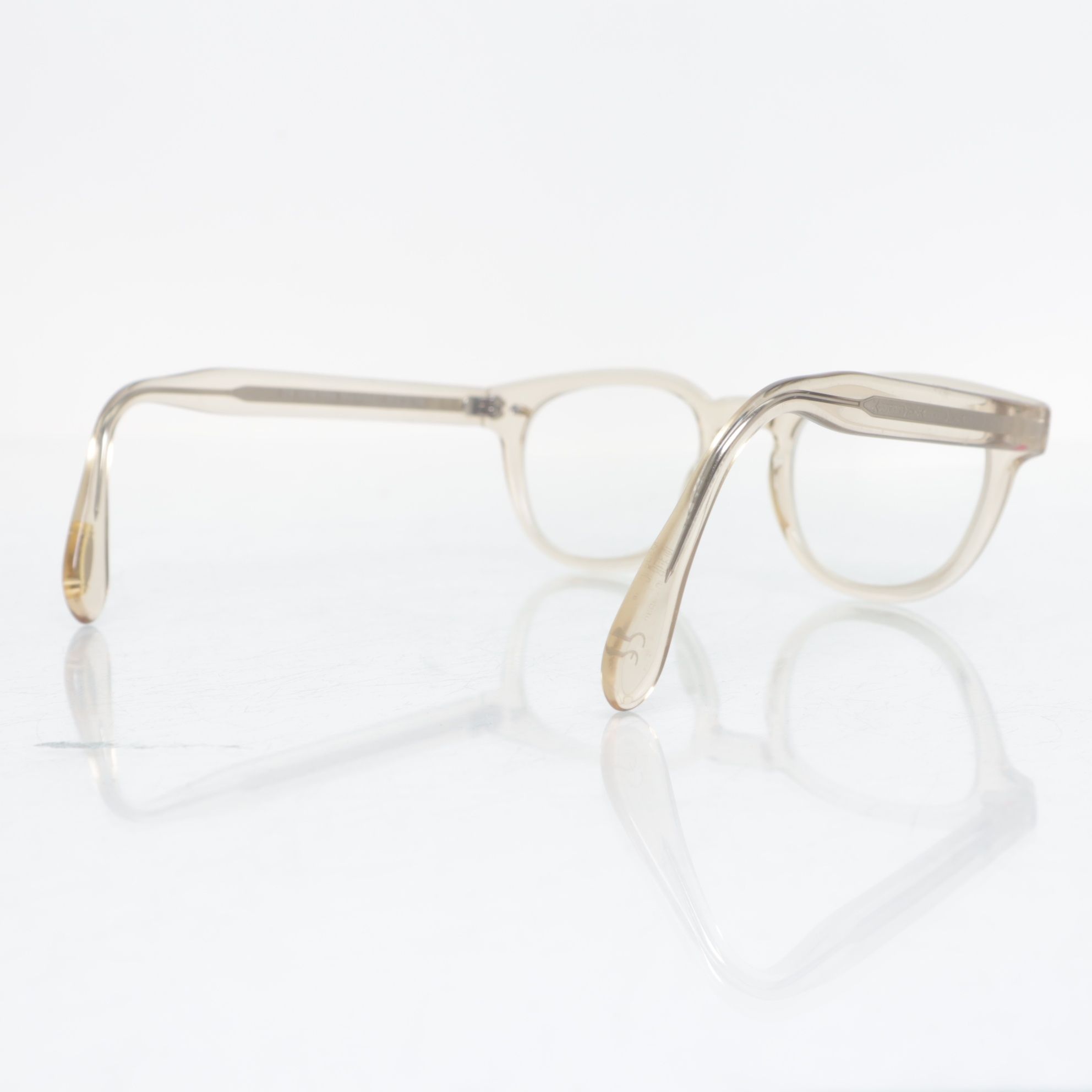 Oliver Peoples