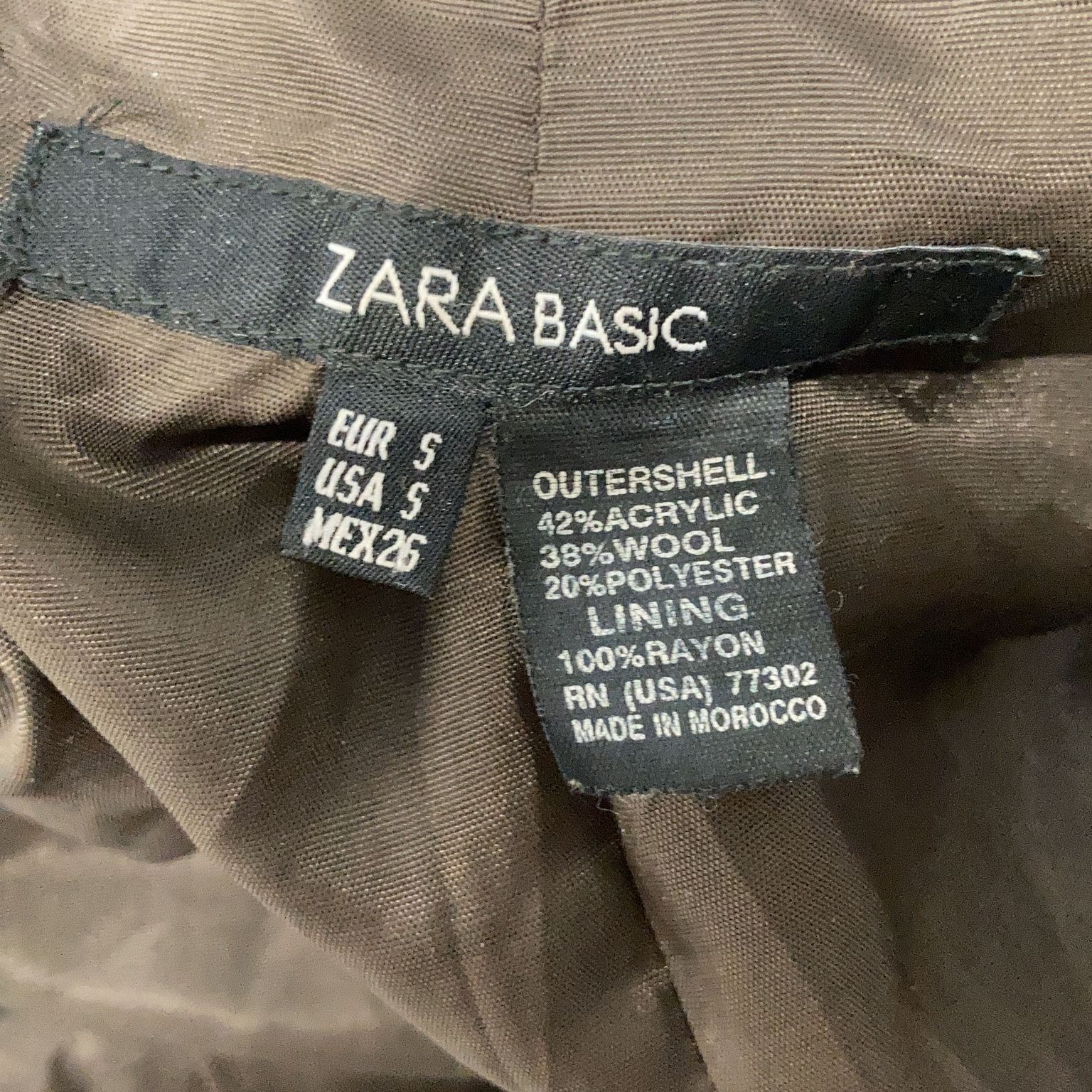 Zara Basic