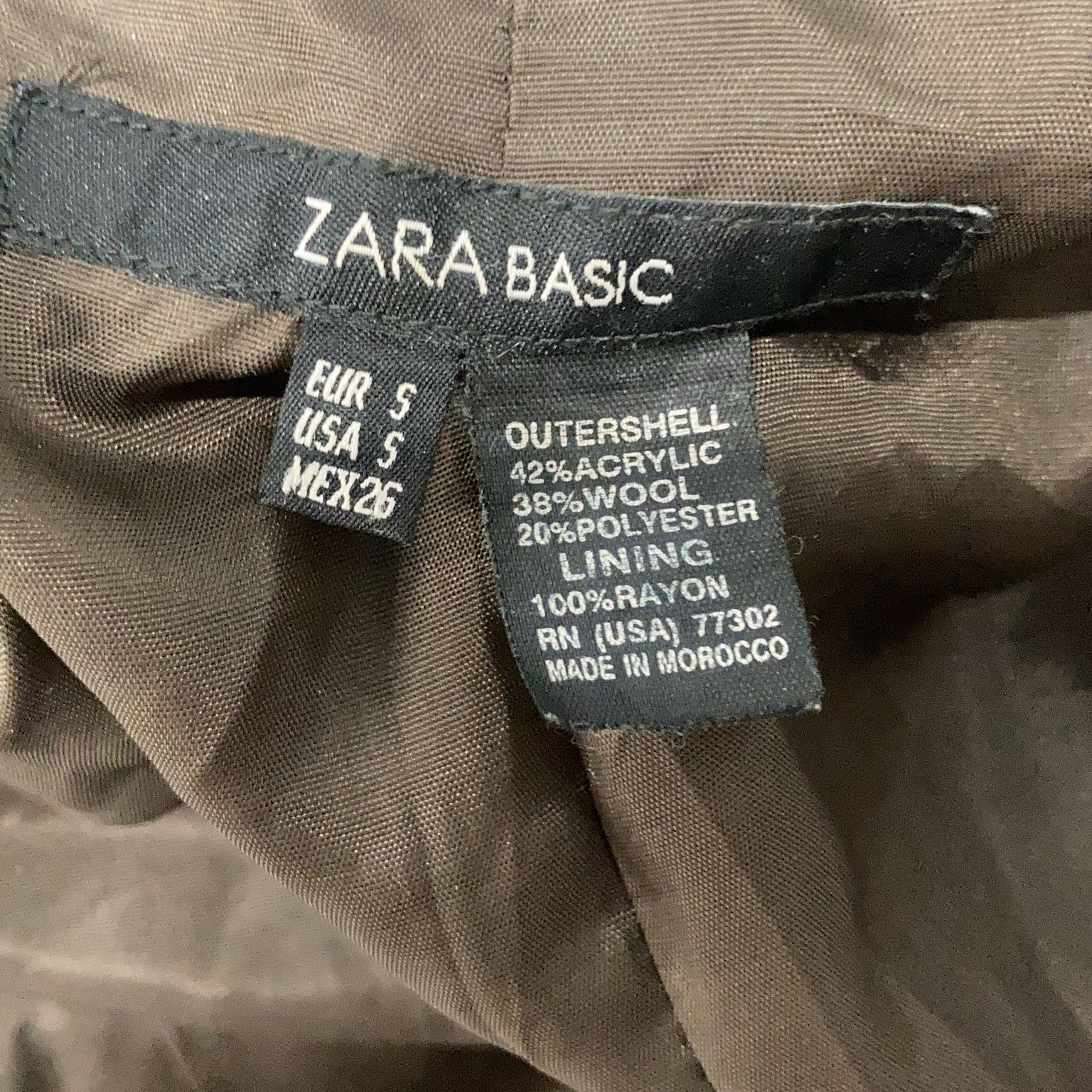 Zara Basic