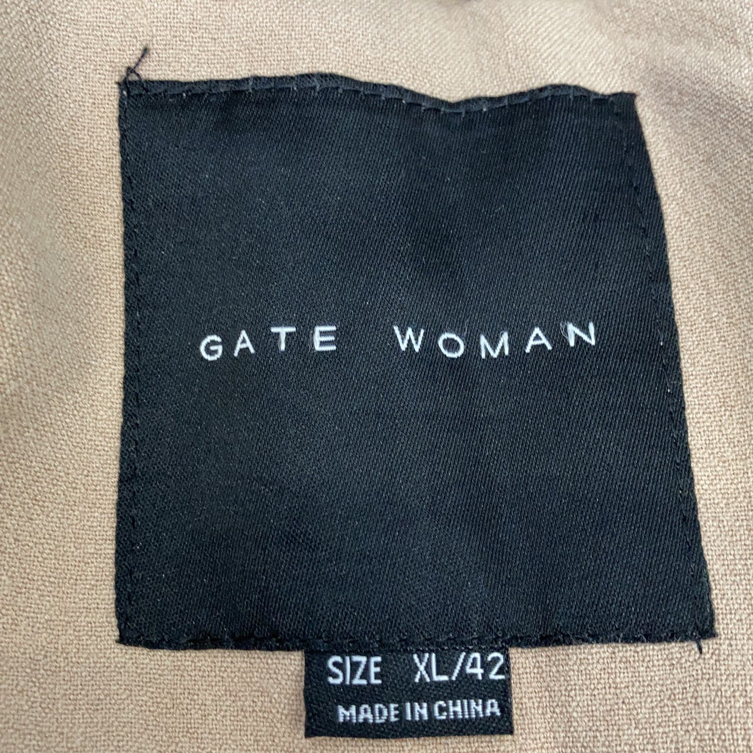 Gate Woman