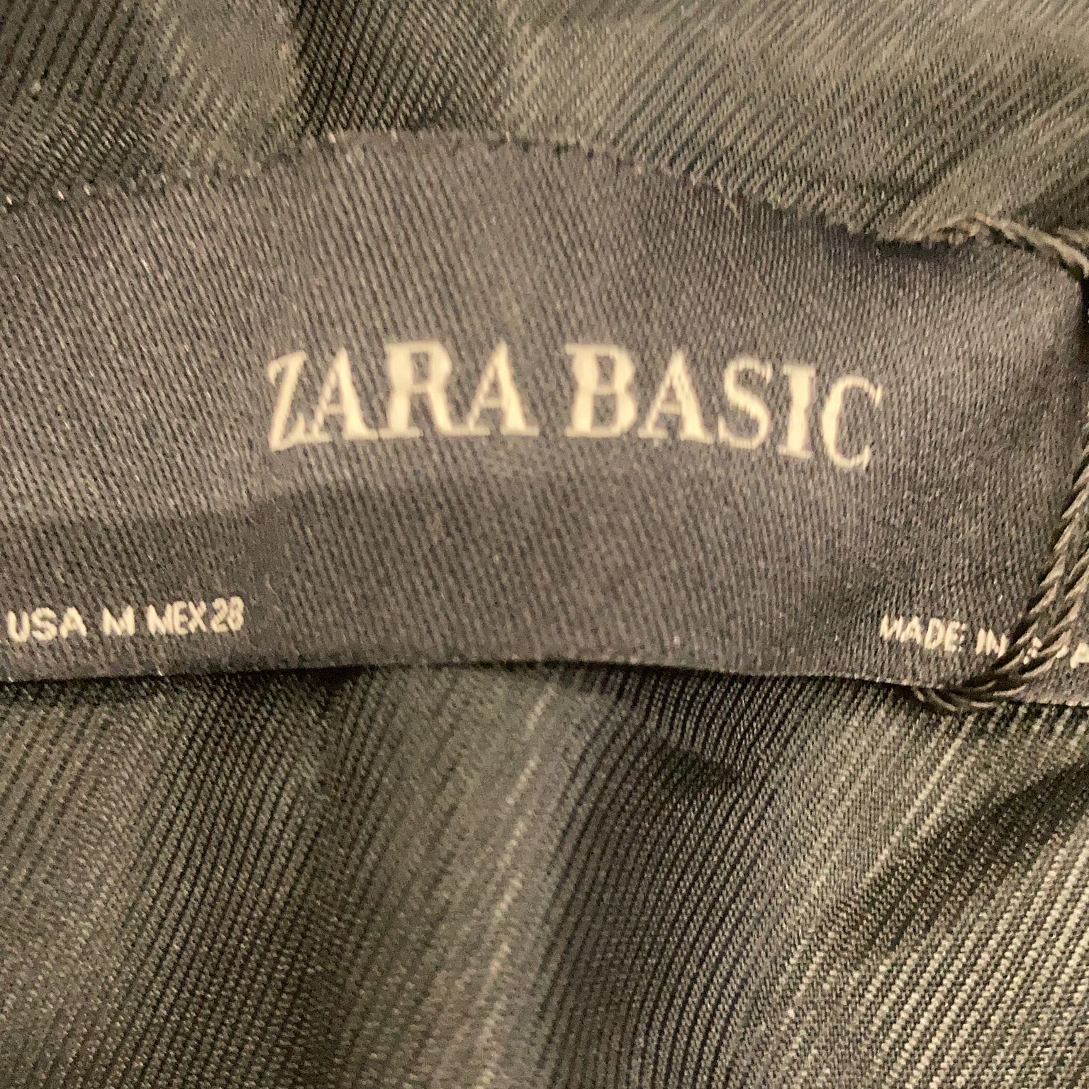 Zara Basic