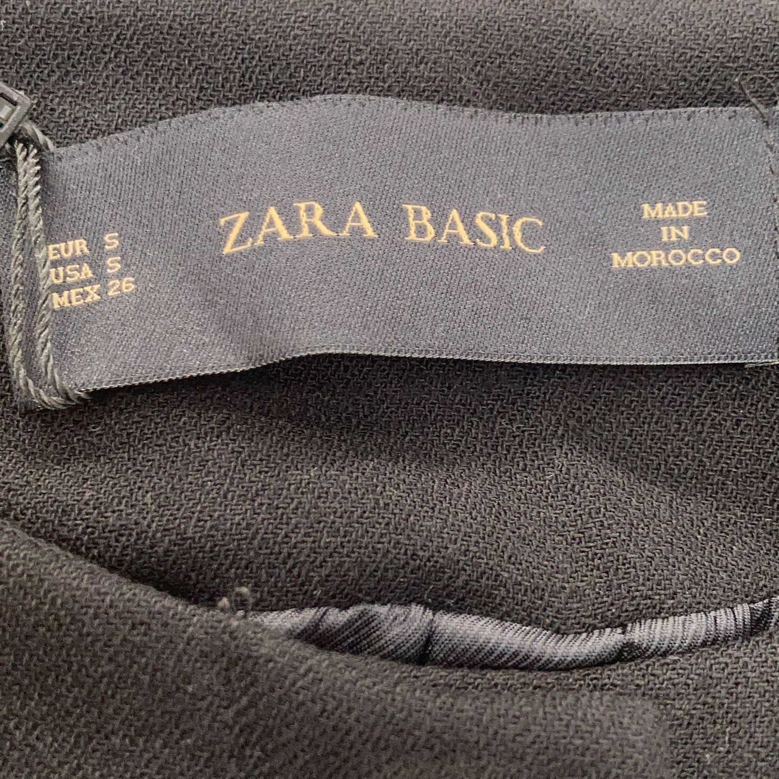 Zara Basic