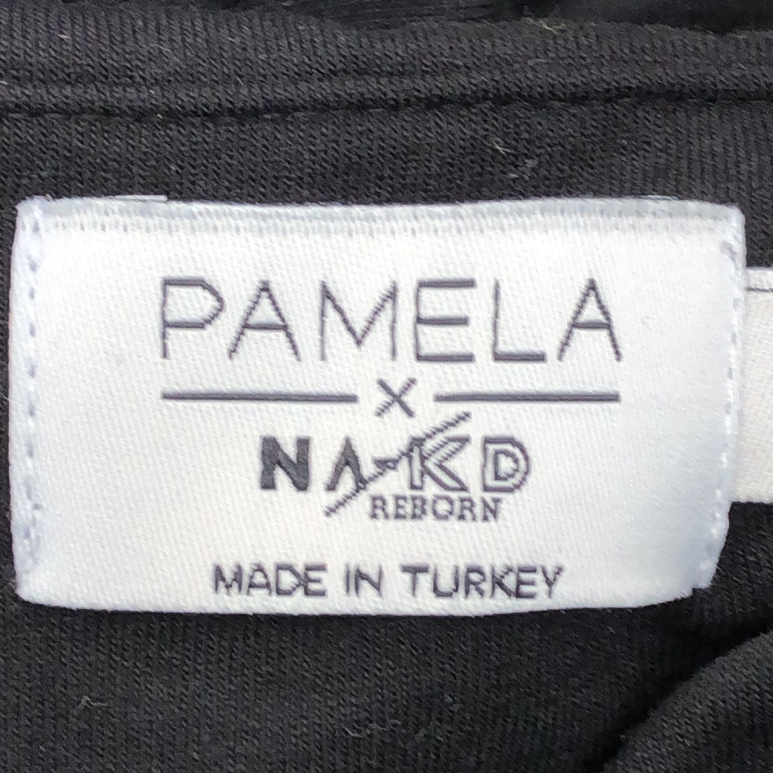 Pamela x NA-KD