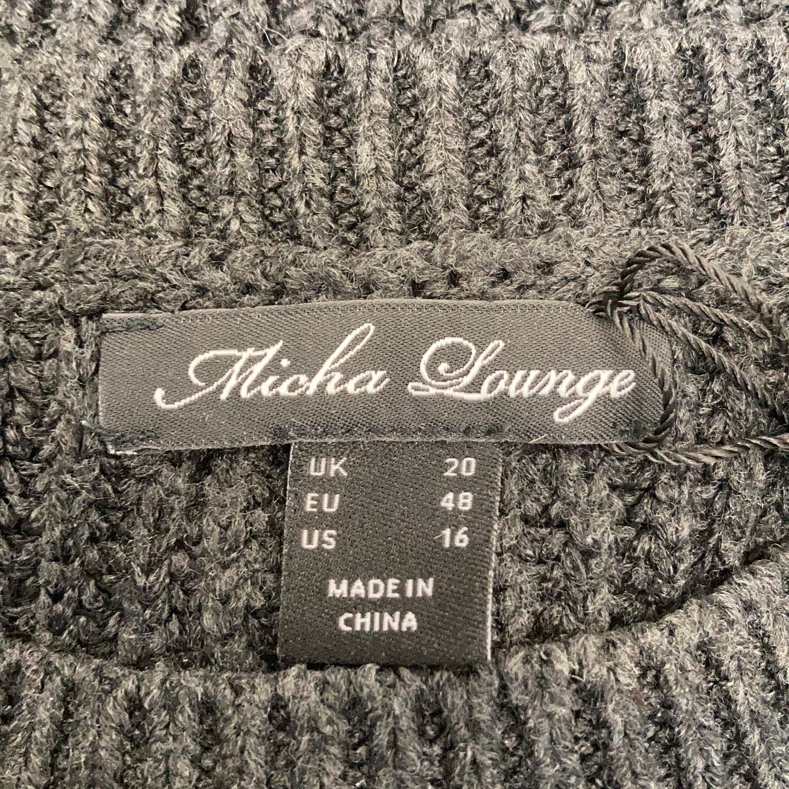 Micha Lounge