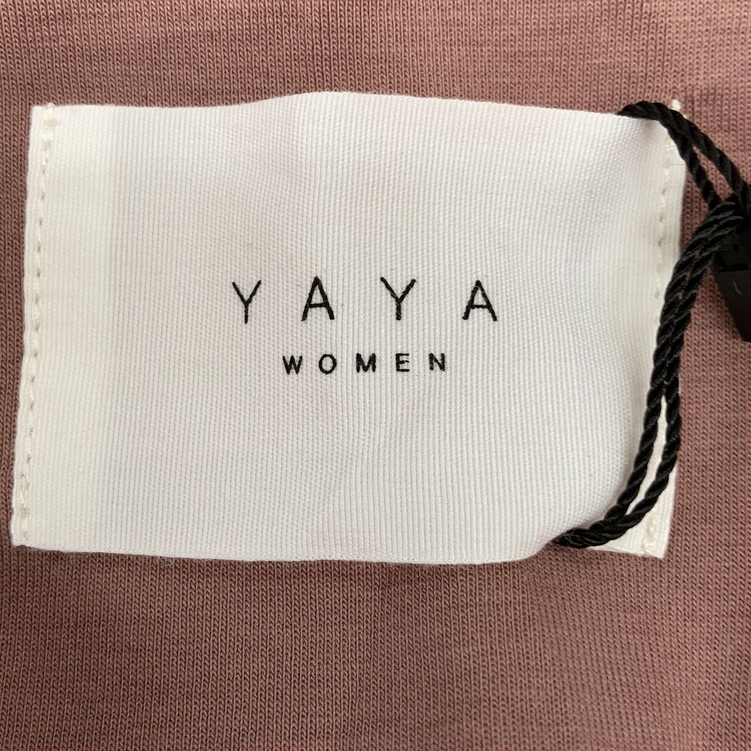 Yaya Women