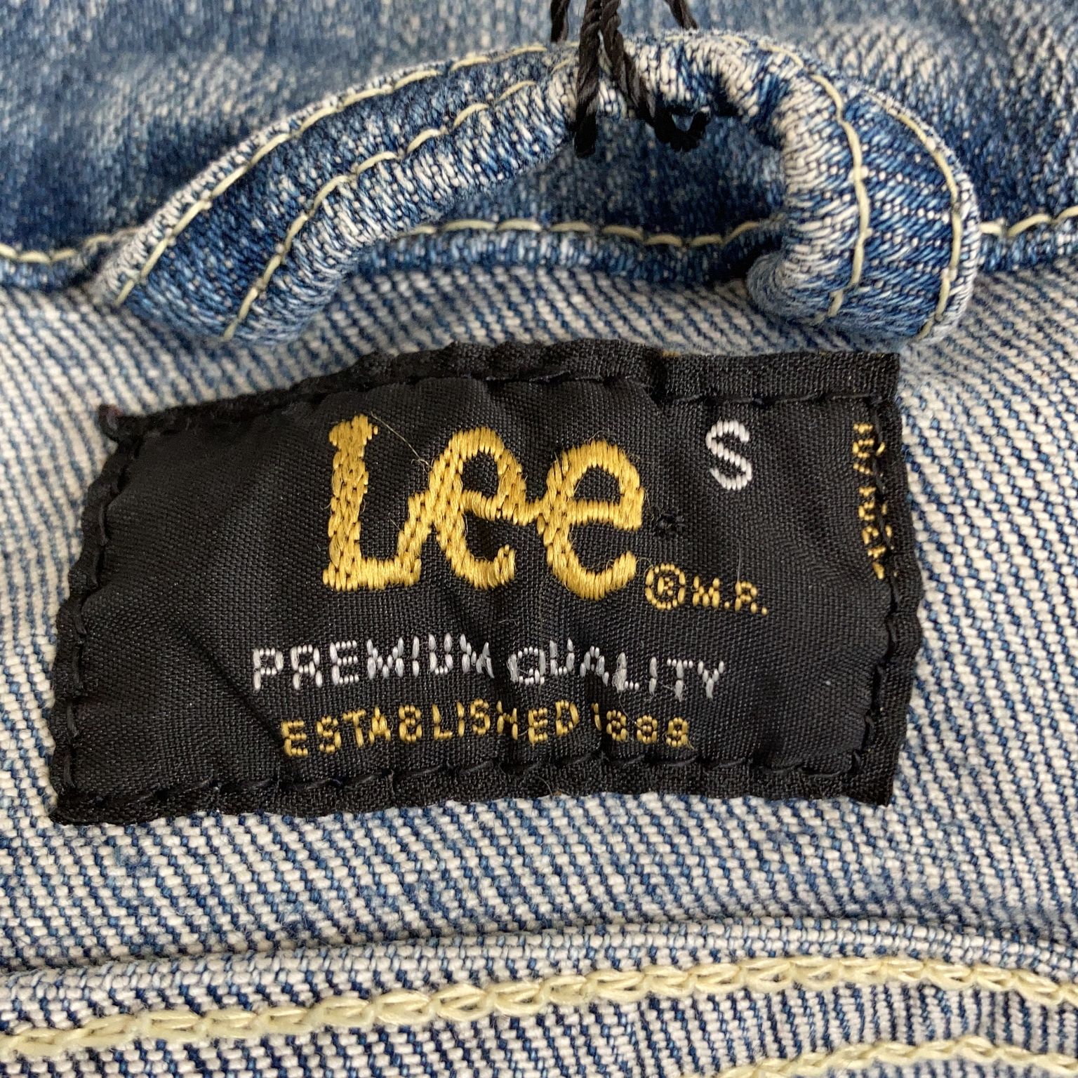 Lee