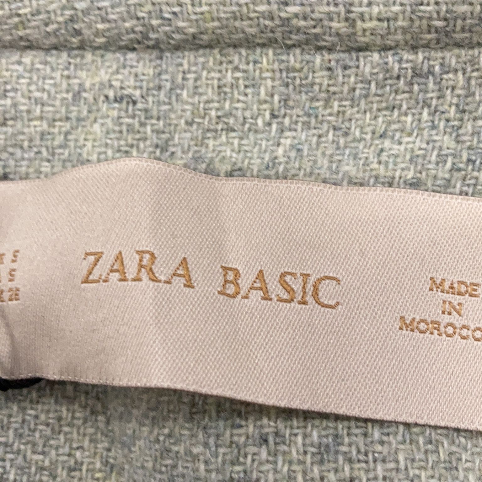 Zara Basic