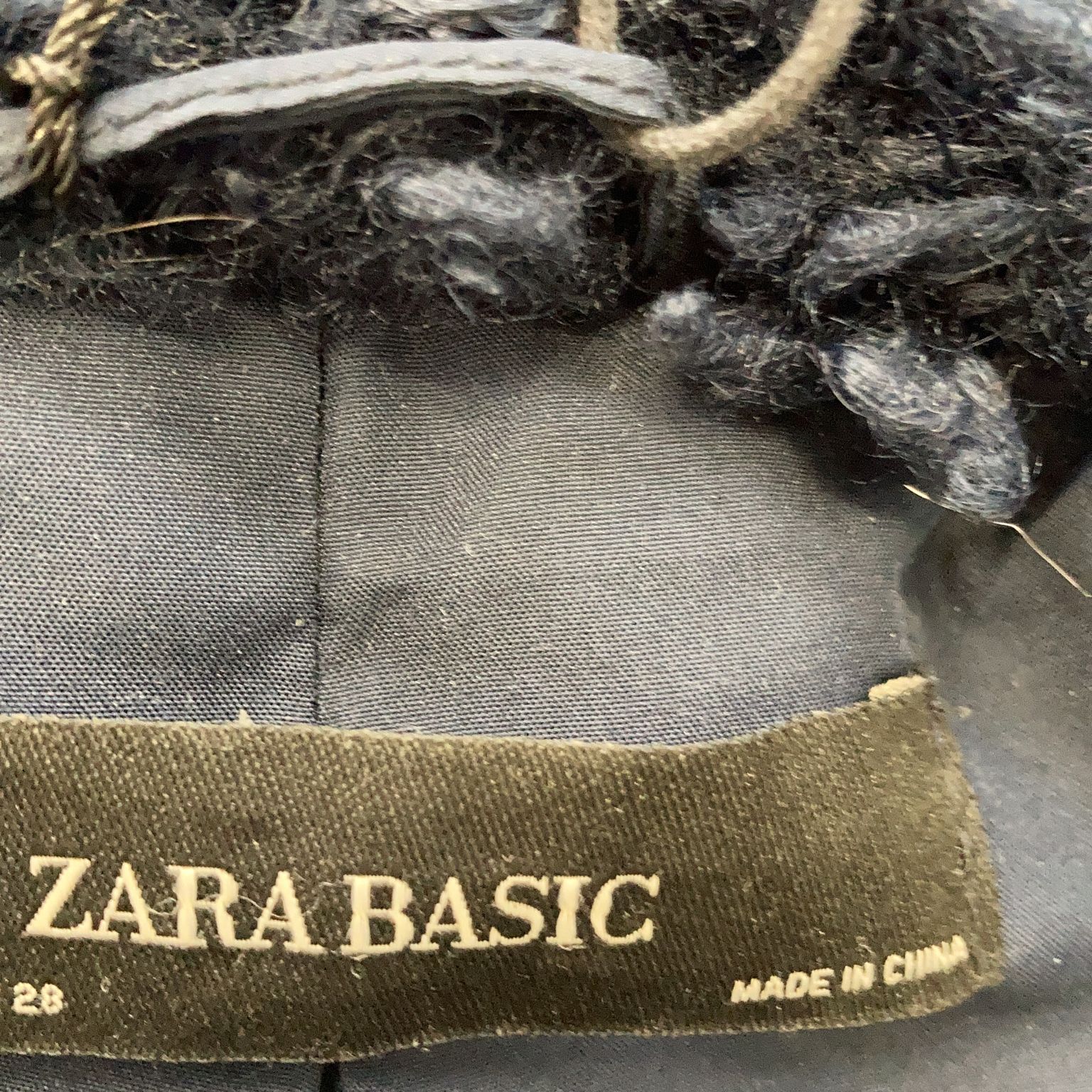 Zara Basic