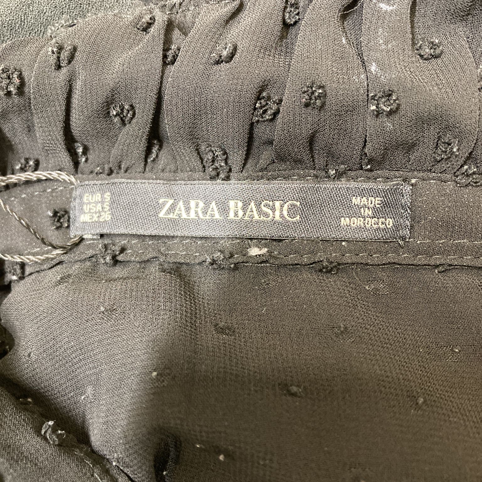 Zara Basic