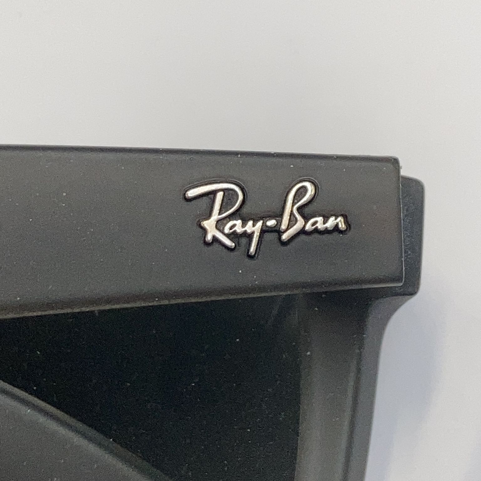 Ray-Ban