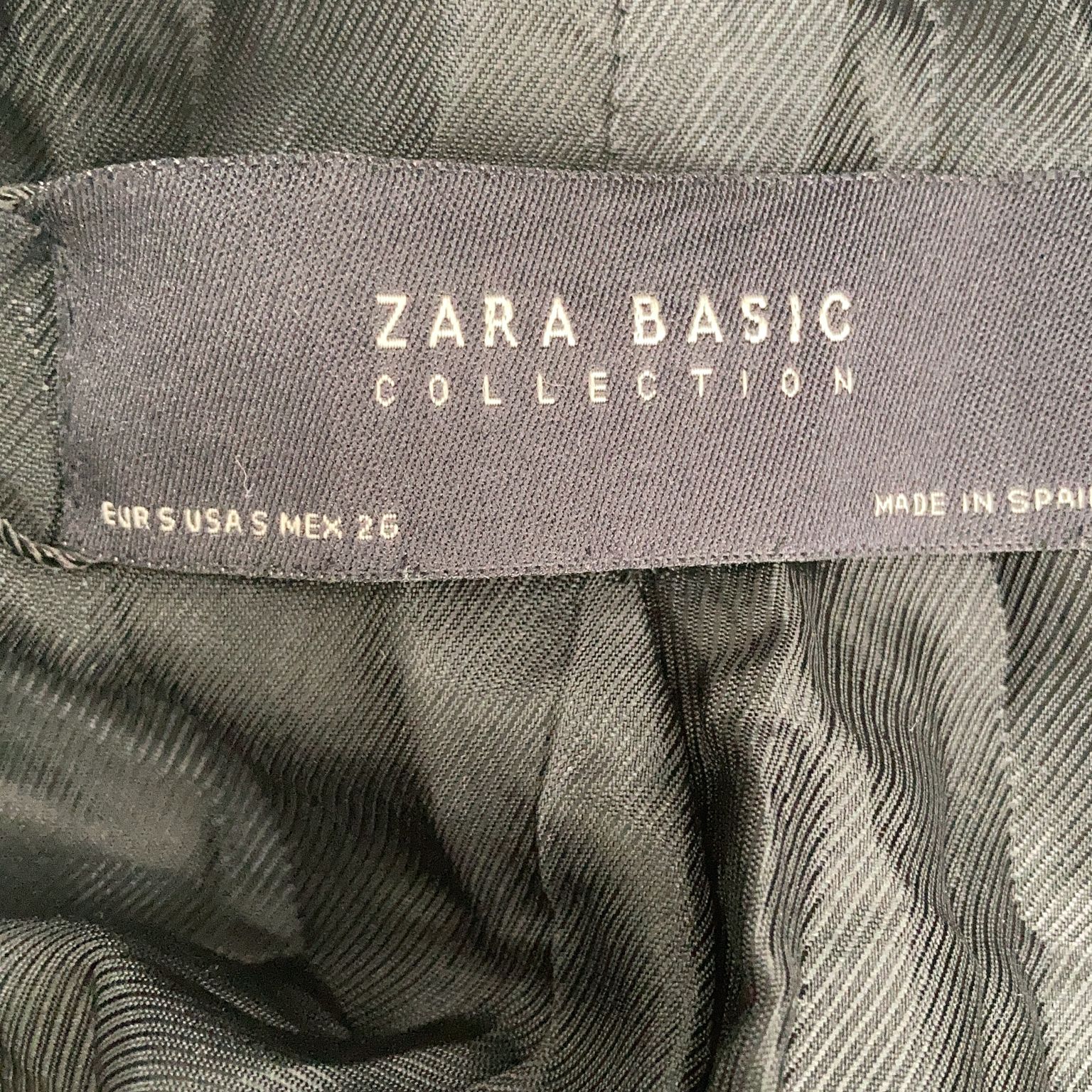 Zara Basic