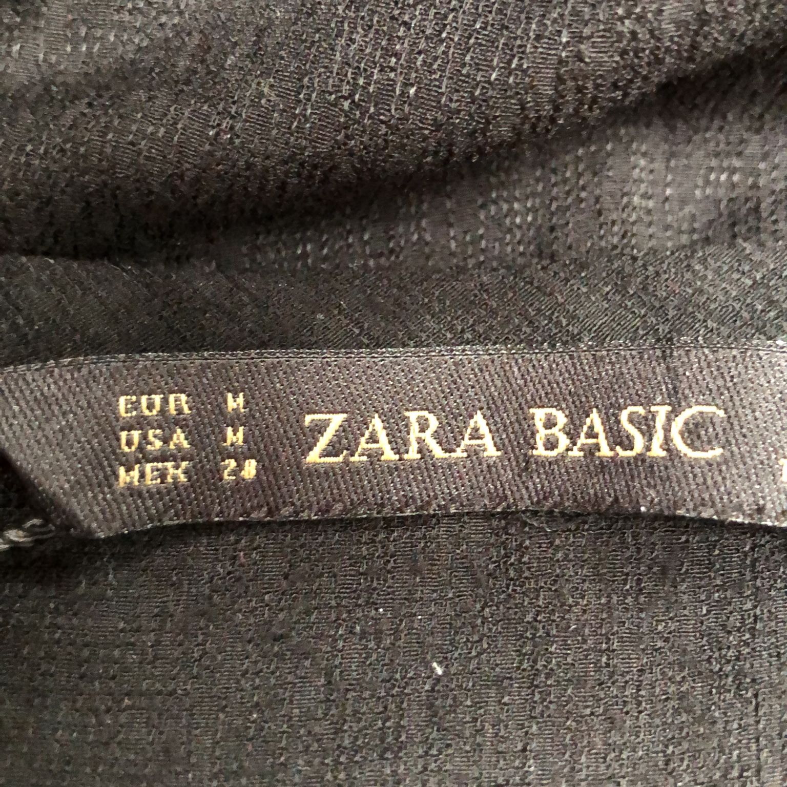 Zara Basic