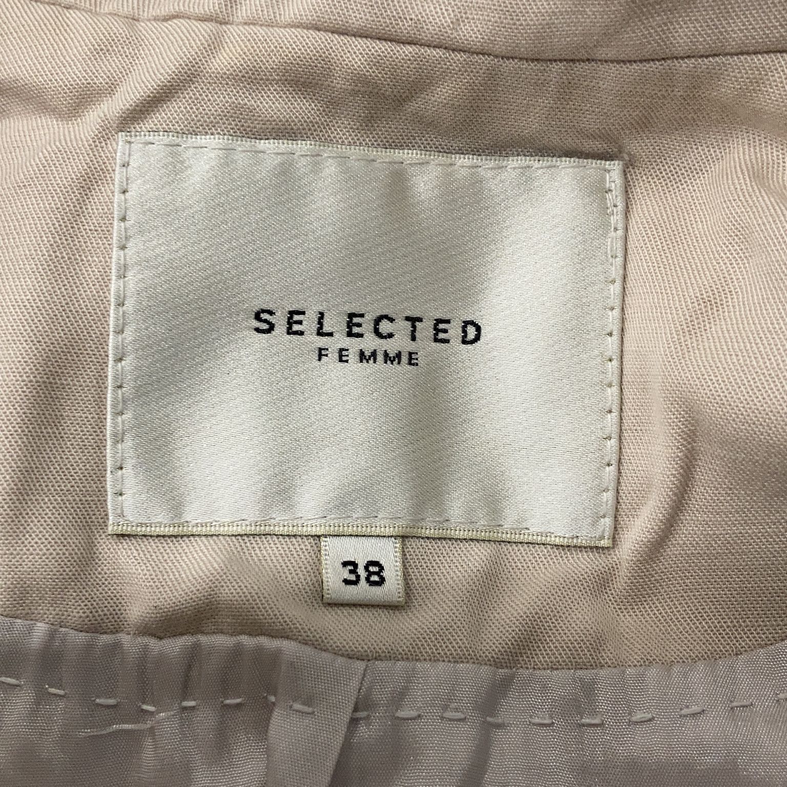 Selected Femme