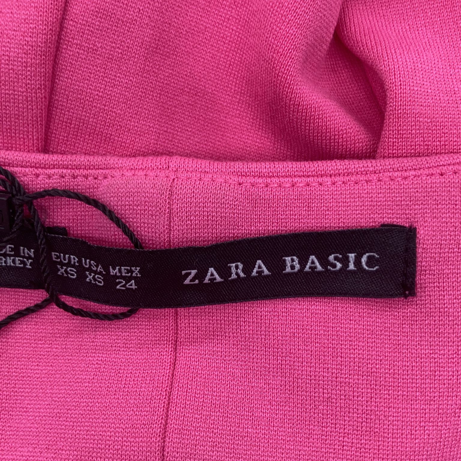 Zara Basic