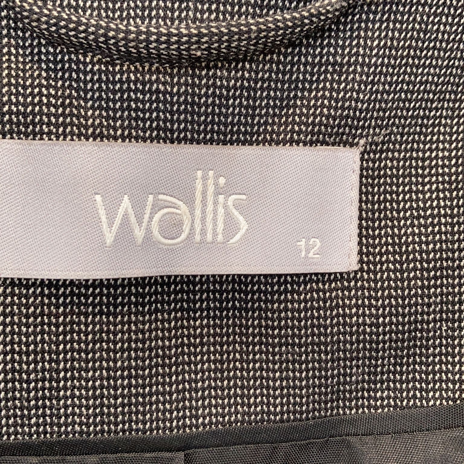 Wallis