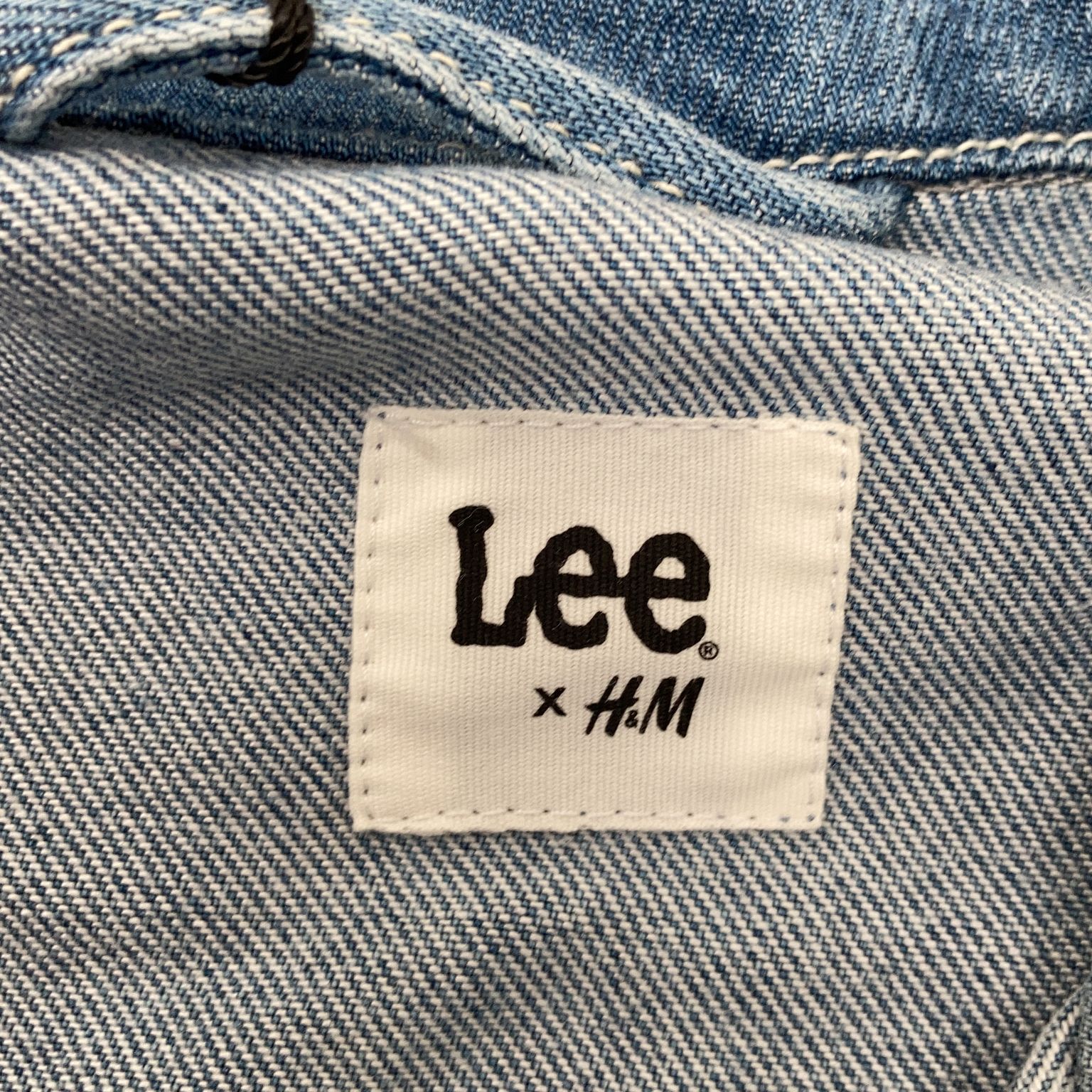 Lee x HM