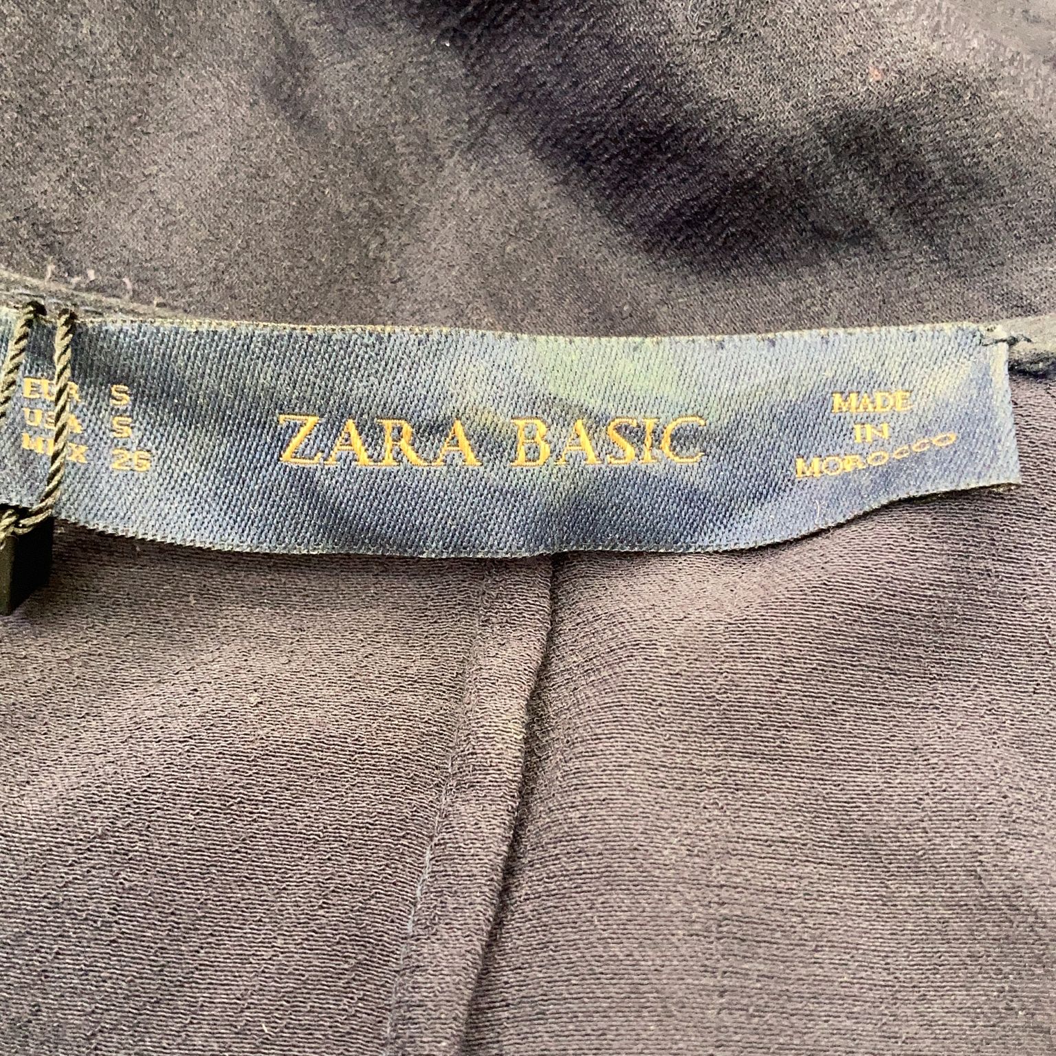 Zara Basic