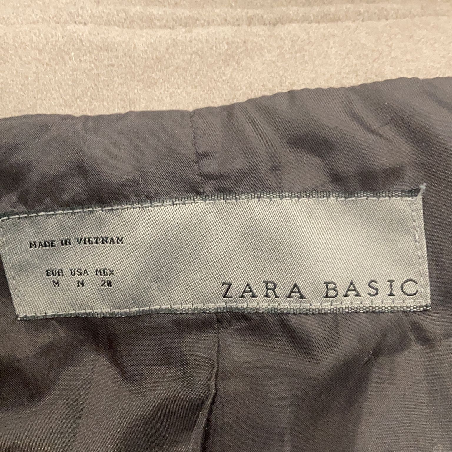 Zara Basic