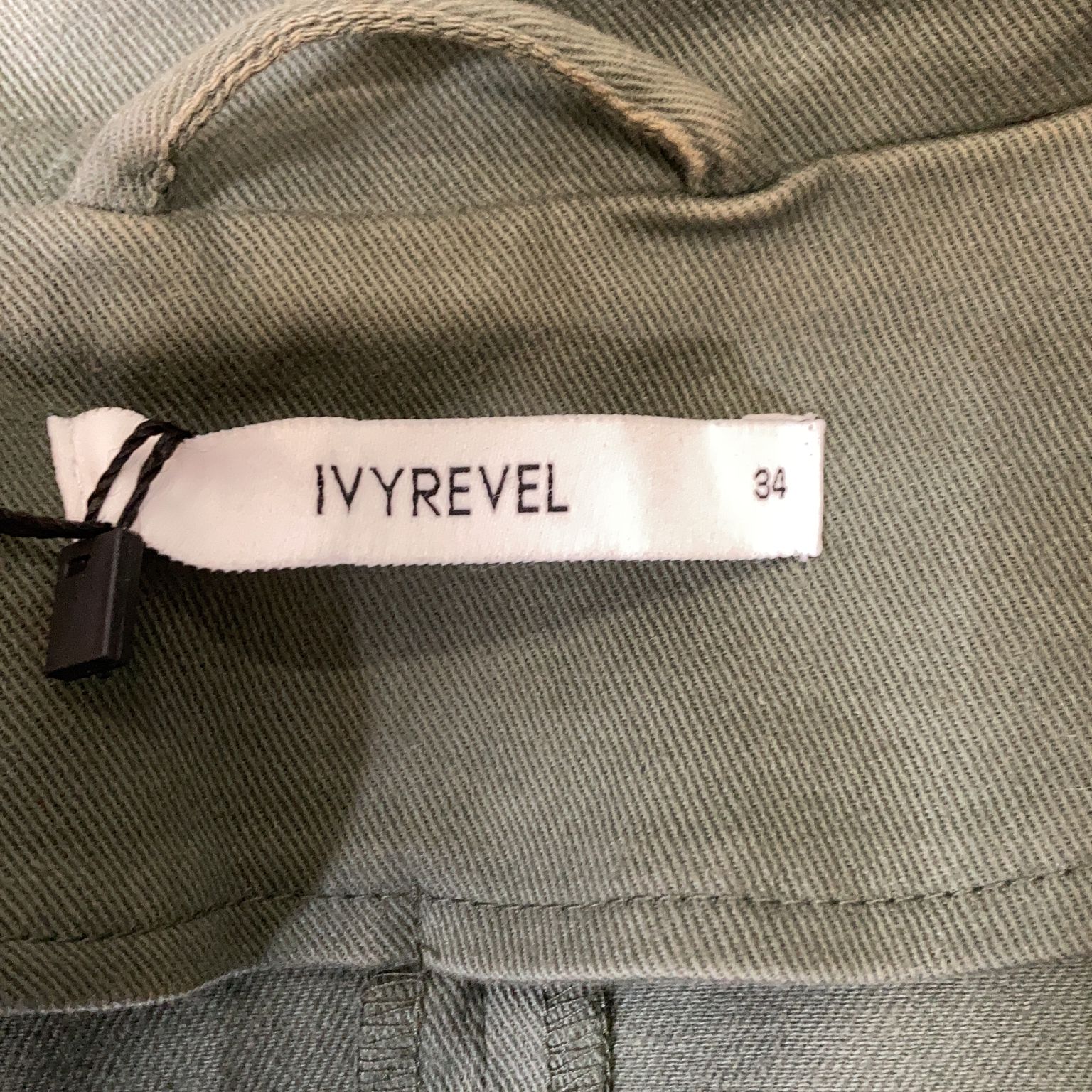 Ivyrevel