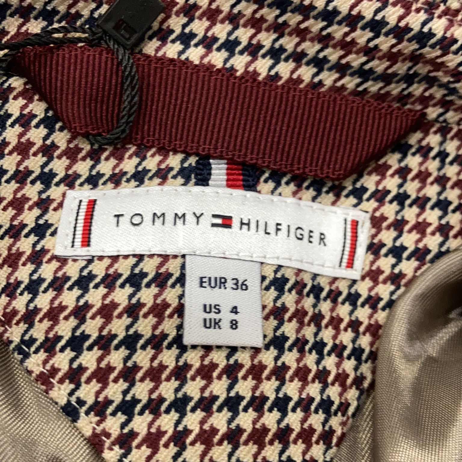 Tommy Hilfiger