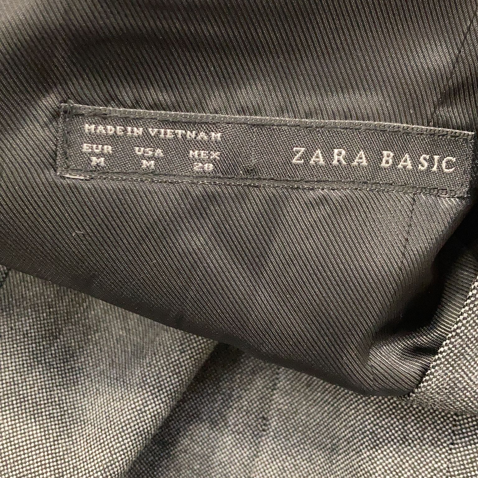 Zara Basic