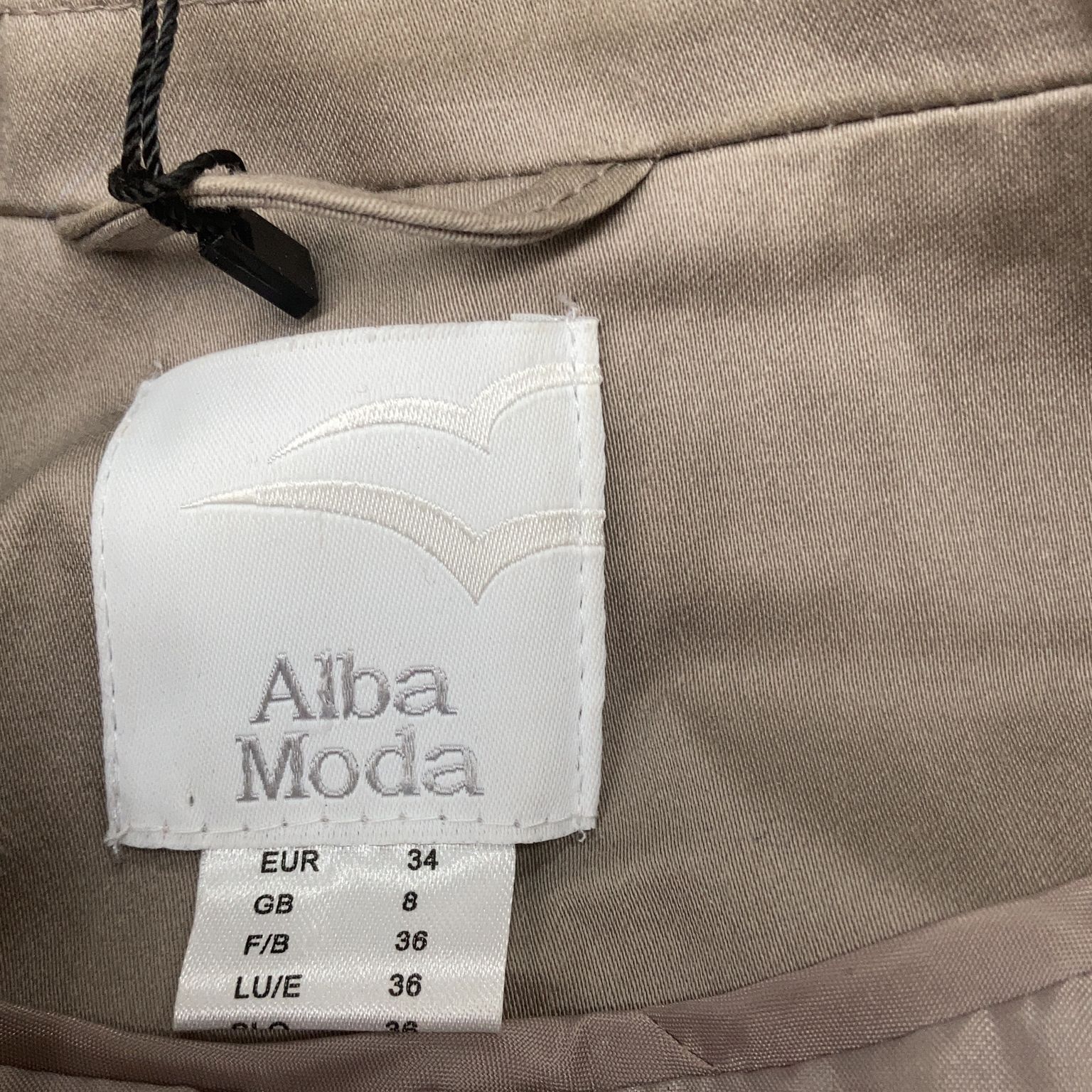 Alba Moda