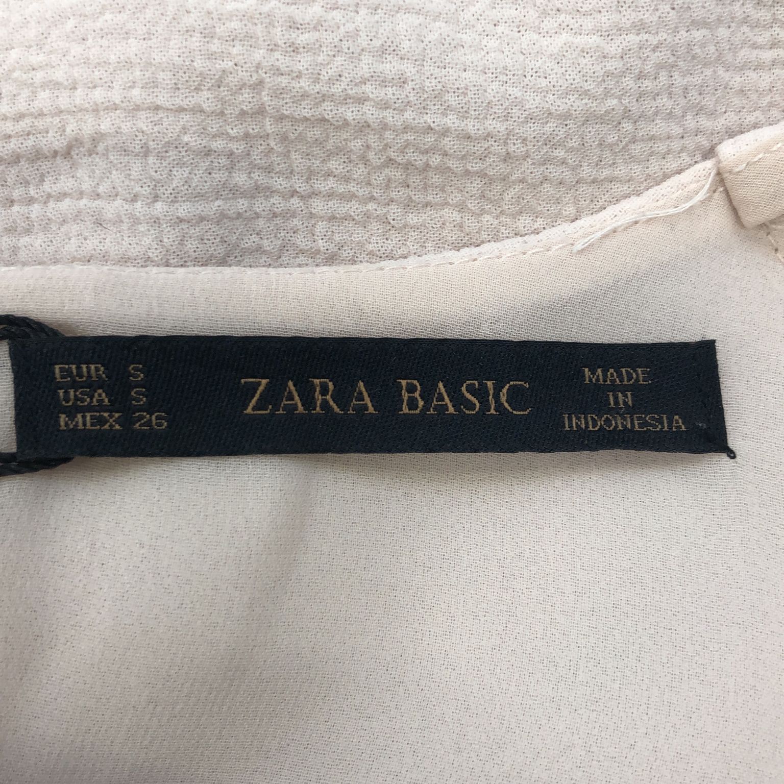 Zara Basic