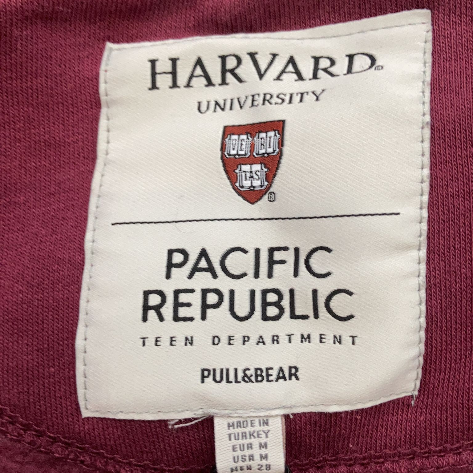 Pacific Republic Pull  Bear