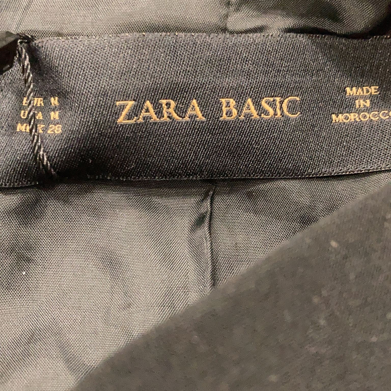 Zara Basic